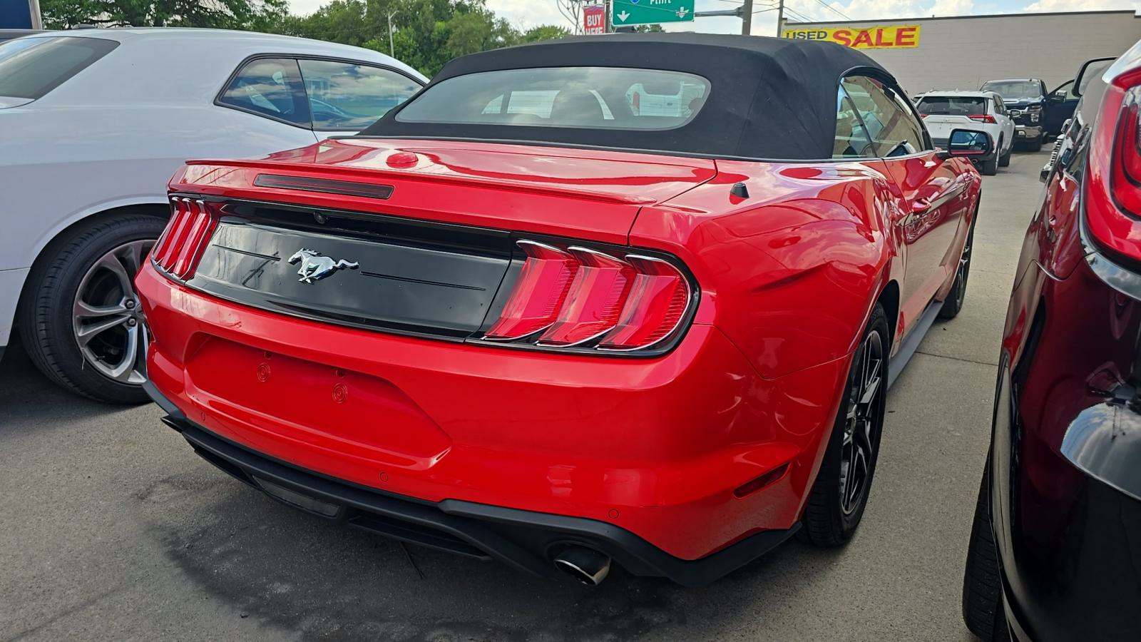 Ford Mustang EcoBoost Premium Convertible 2022 | Grand Car Ford Mustang EcoBoost Premium Convertible 2022 - доставка авто из США
