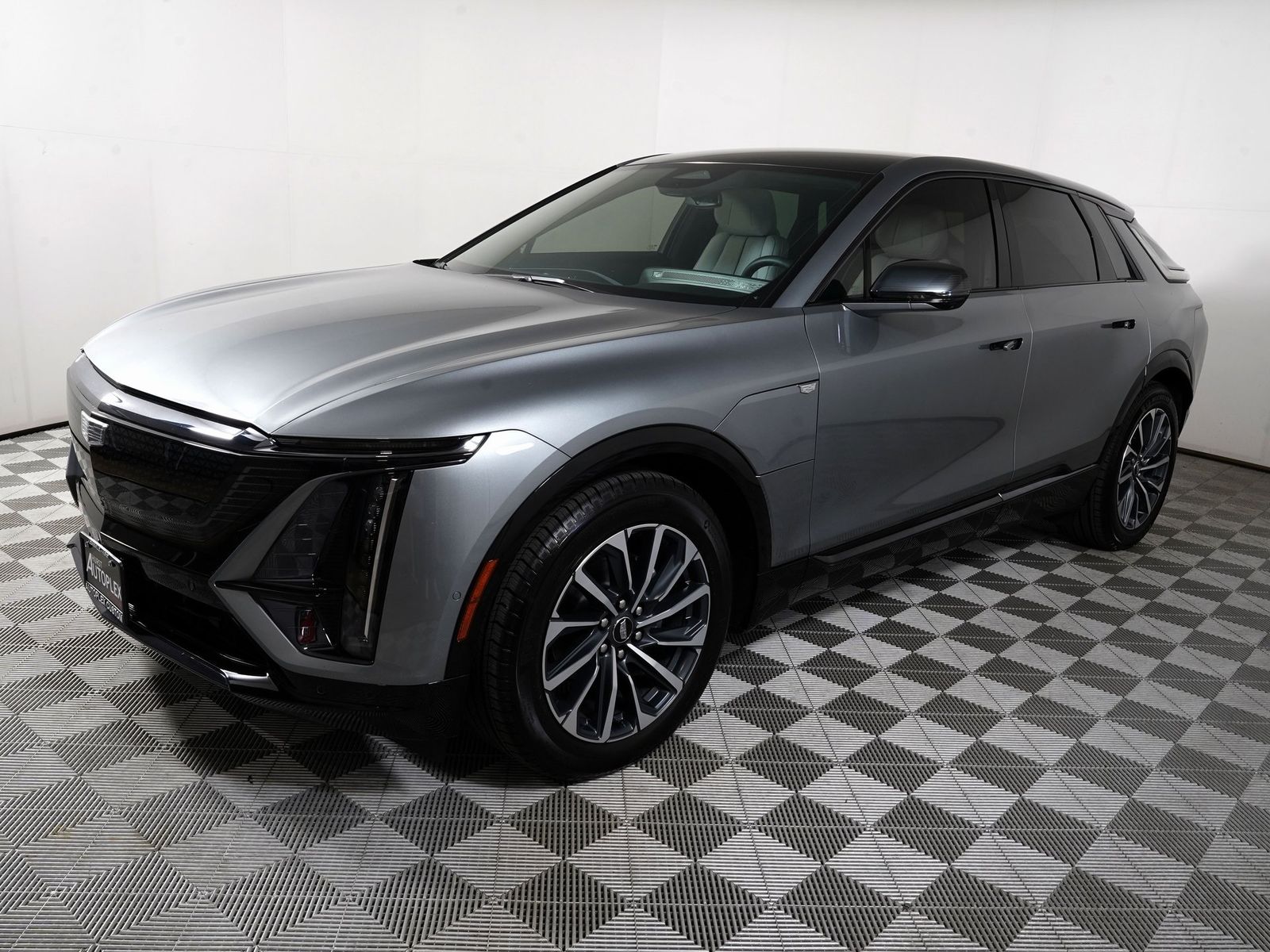 Cadillac LYRIQ Sport 1SF 2024 | Grand Car Cadillac LYRIQ Sport 1SF 2024 - доставка авто из США