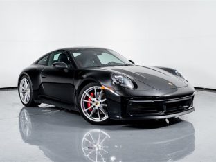 Porsche 911 Carrera S Coupe 2024 - доставка авто из США