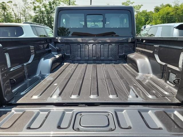 Jeep Gladiator Sport Crew Cab Short Bed 2024 | Grand Car Jeep Gladiator Sport Crew Cab Short Bed 2024 - доставка авто из США