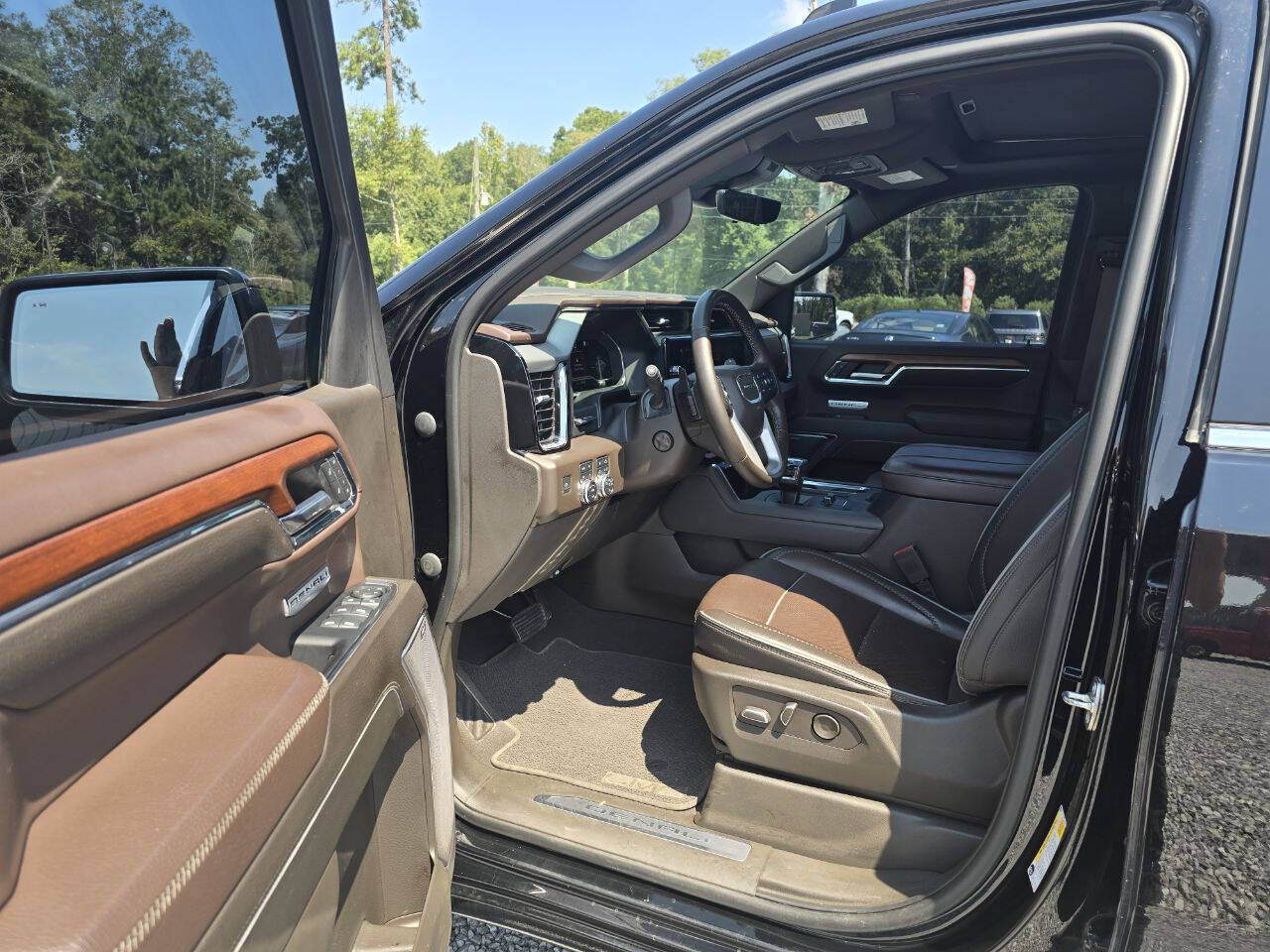 GMC Sierra 1500 Denali Crew Cab Extra Short Bed 5SA 2023 | Grand Car GMC Sierra 1500 Denali Crew Cab Extra Short Bed 5SA 2023 - доставка авто из США