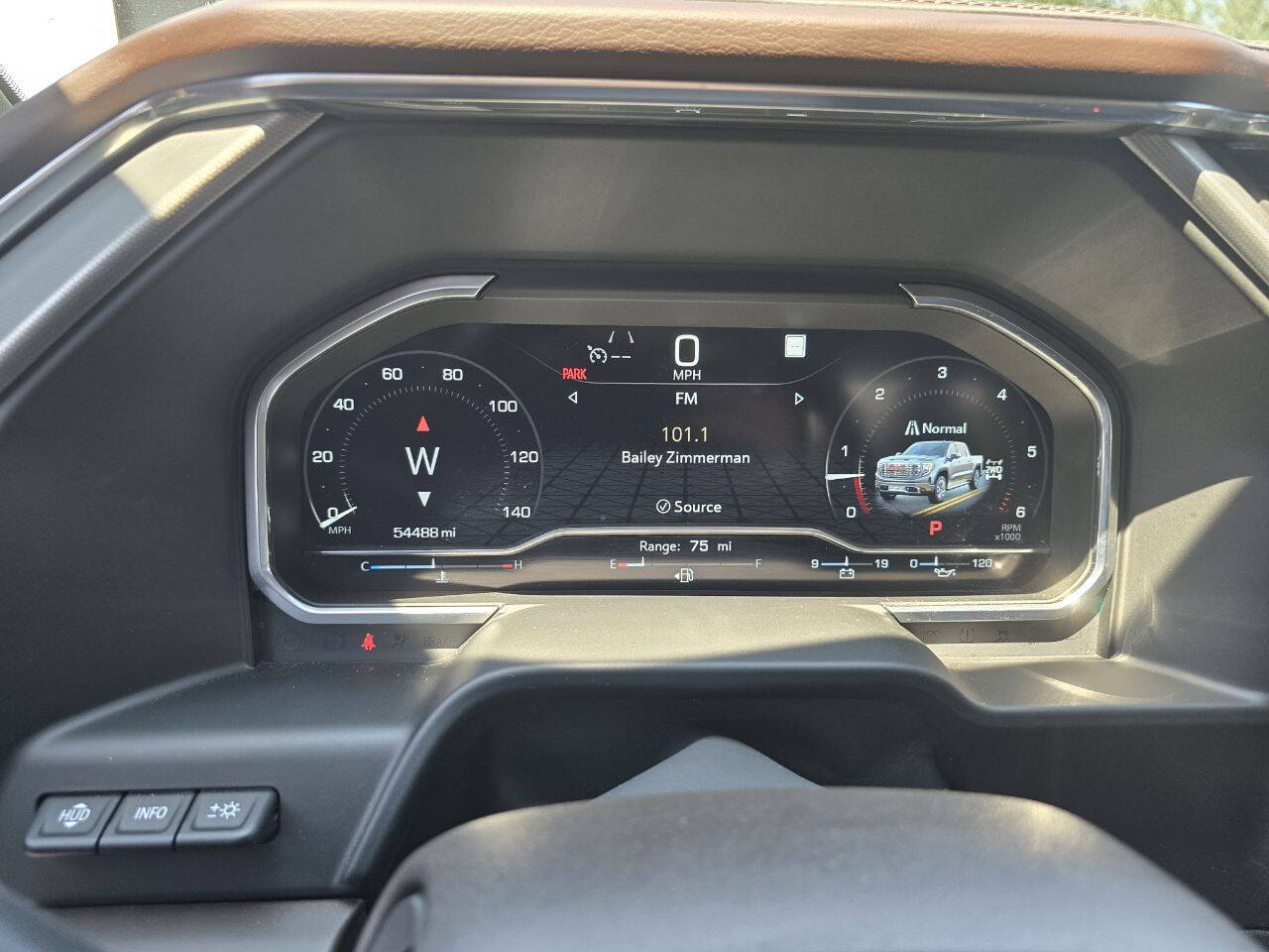 GMC Sierra 1500 Denali Crew Cab Extra Short Bed 5SA 2023 | Grand Car GMC Sierra 1500 Denali Crew Cab Extra Short Bed 5SA 2023 - доставка авто из США