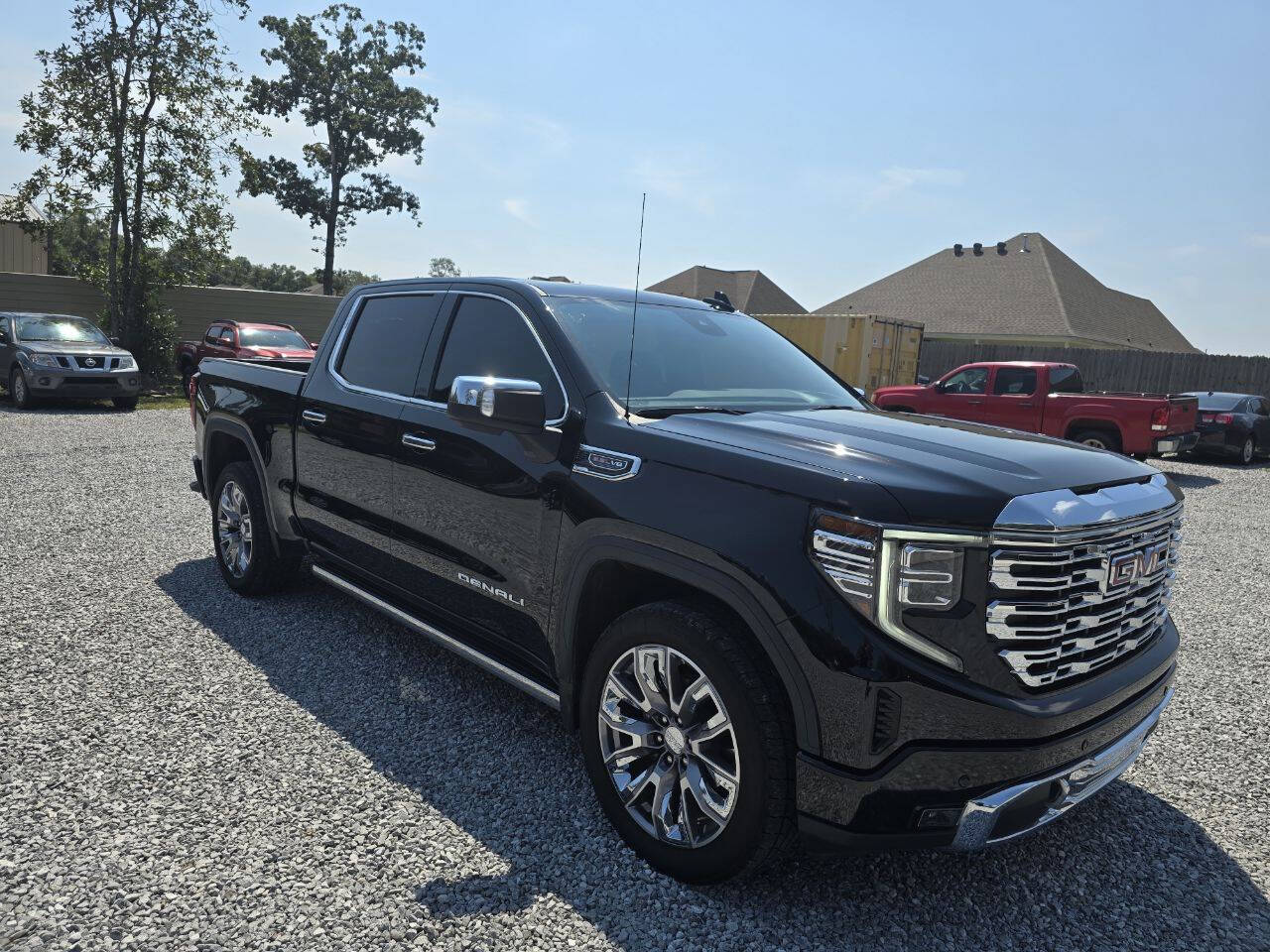 GMC Sierra 1500 Denali Crew Cab Extra Short Bed 5SA 2023 | Grand Car GMC Sierra 1500 Denali Crew Cab Extra Short Bed 5SA 2023 - доставка авто из США