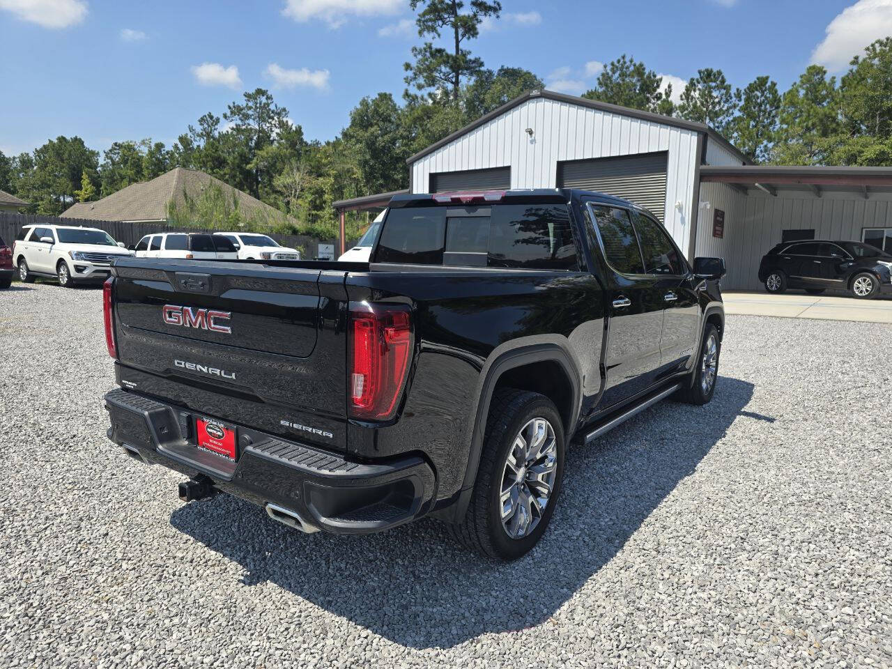 GMC Sierra 1500 Denali Crew Cab Extra Short Bed 5SA 2023 | Grand Car GMC Sierra 1500 Denali Crew Cab Extra Short Bed 5SA 2023 - доставка авто из США