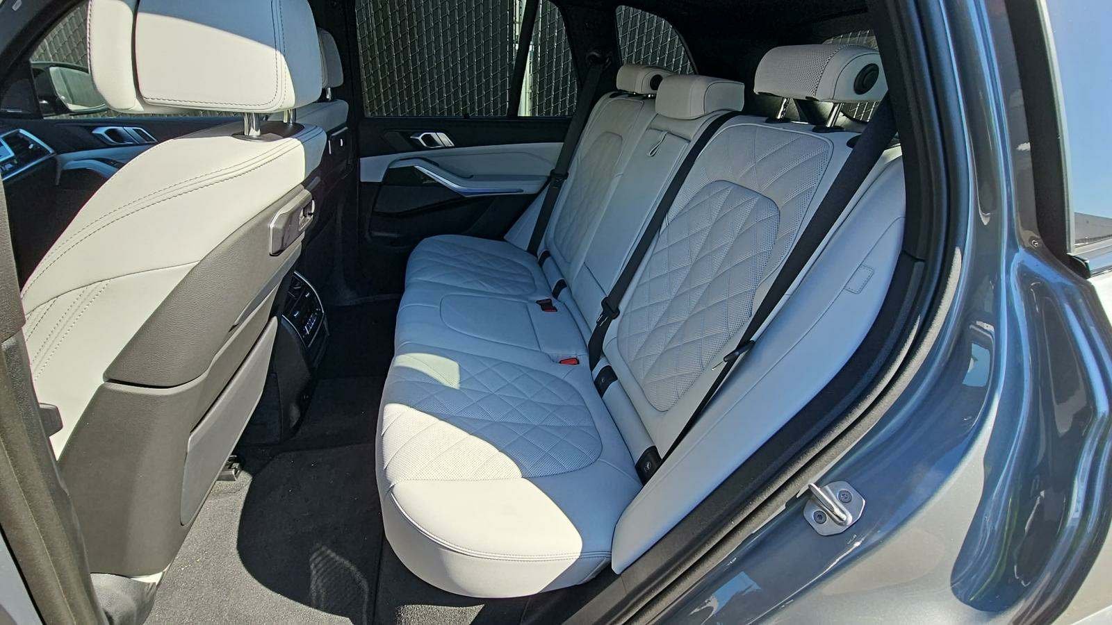 BMW X5 M60i 2025 | Grand Car BMW X5 M60i 2025 - доставка авто из США