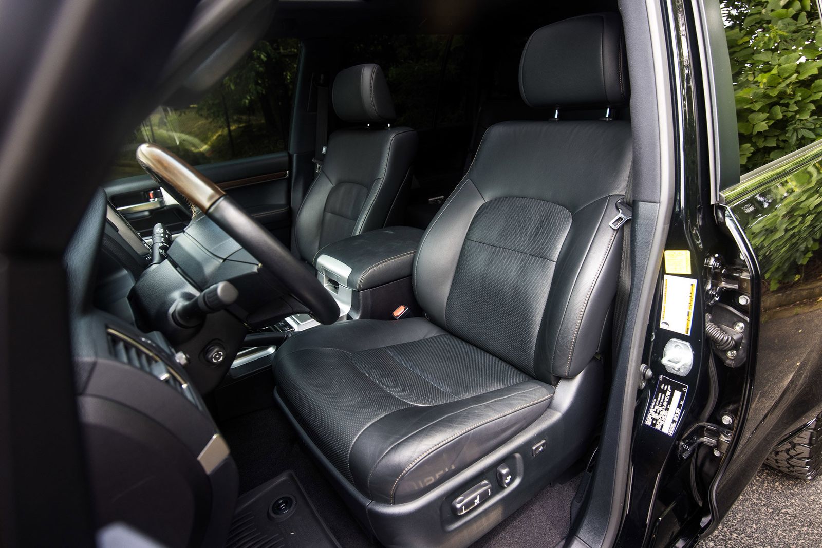 Toyota Land Cruiser Heritage Edition 2021 | Grand Car Toyota Land Cruiser Heritage Edition 2021 - доставка авто из США