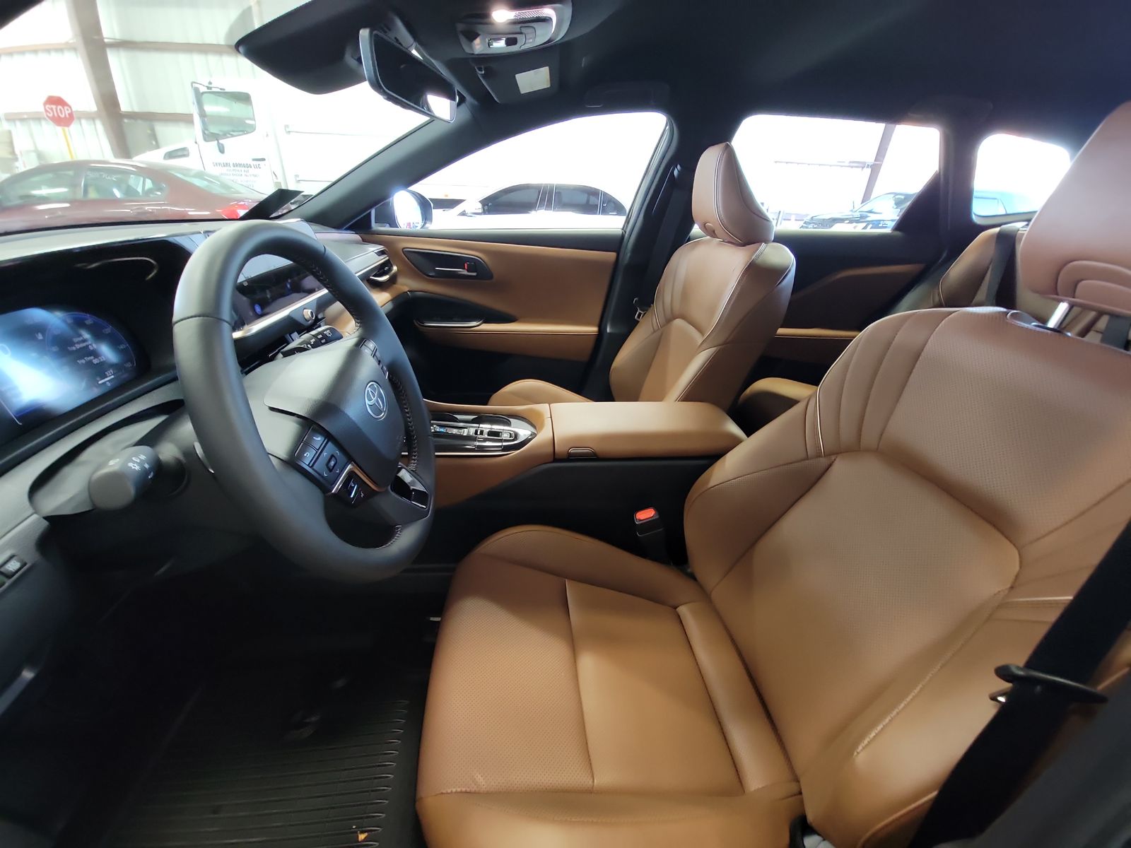 Toyota Crown Signia XLE 2025 | Grand Car Toyota Crown Signia XLE 2025 - доставка авто из США