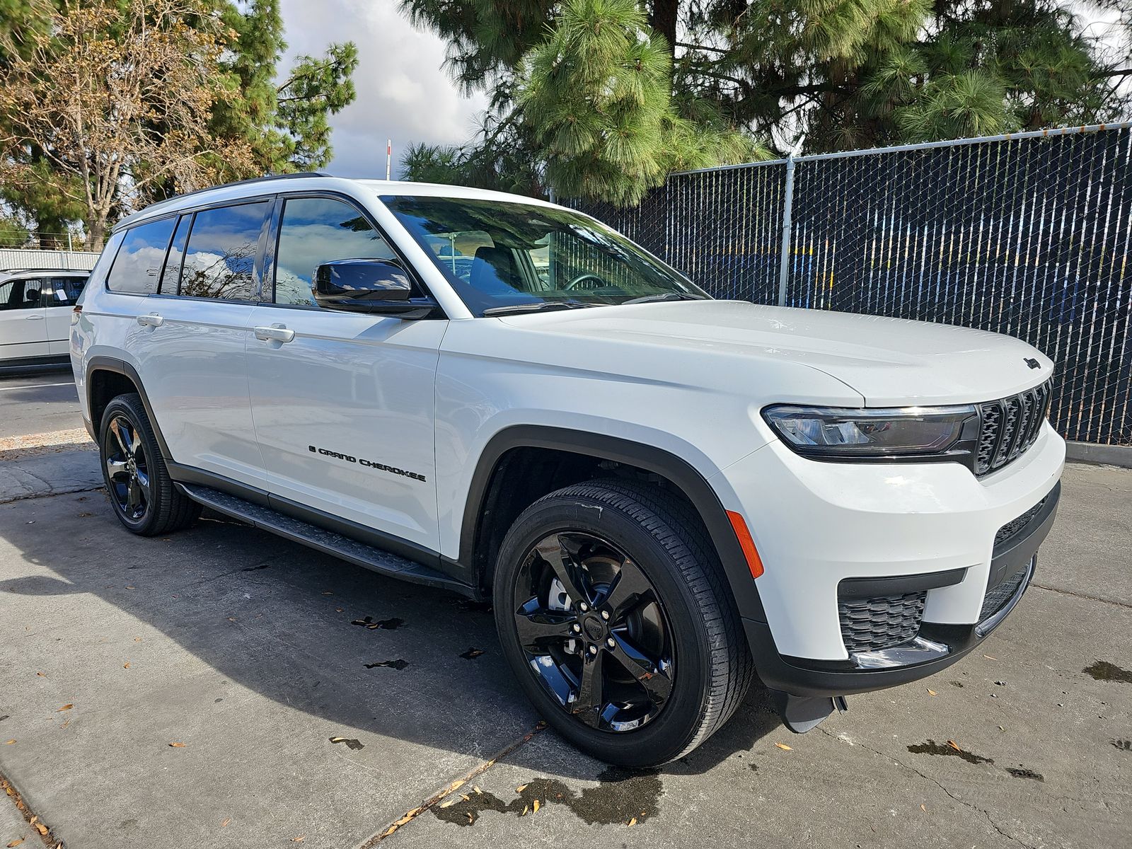 Jeep Grand Cherokee L Altitude 2021 | Grand Car Jeep Grand Cherokee L Altitude 2021 - доставка авто из США
