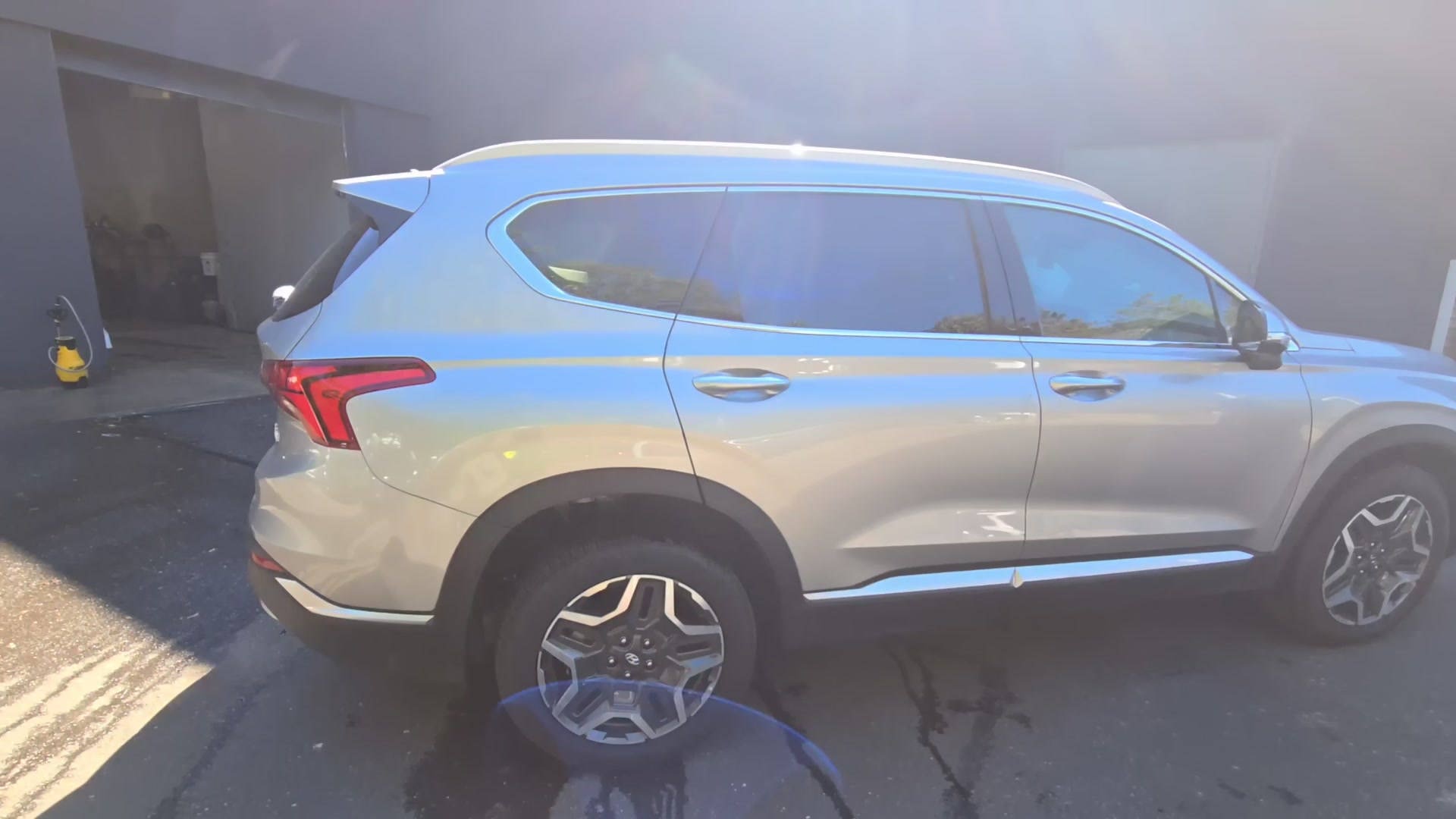 Hyundai Santa Fe Hybrid SEL Premium 2023 | Grand Car Hyundai Santa Fe Hybrid SEL Premium 2023 - доставка авто из США