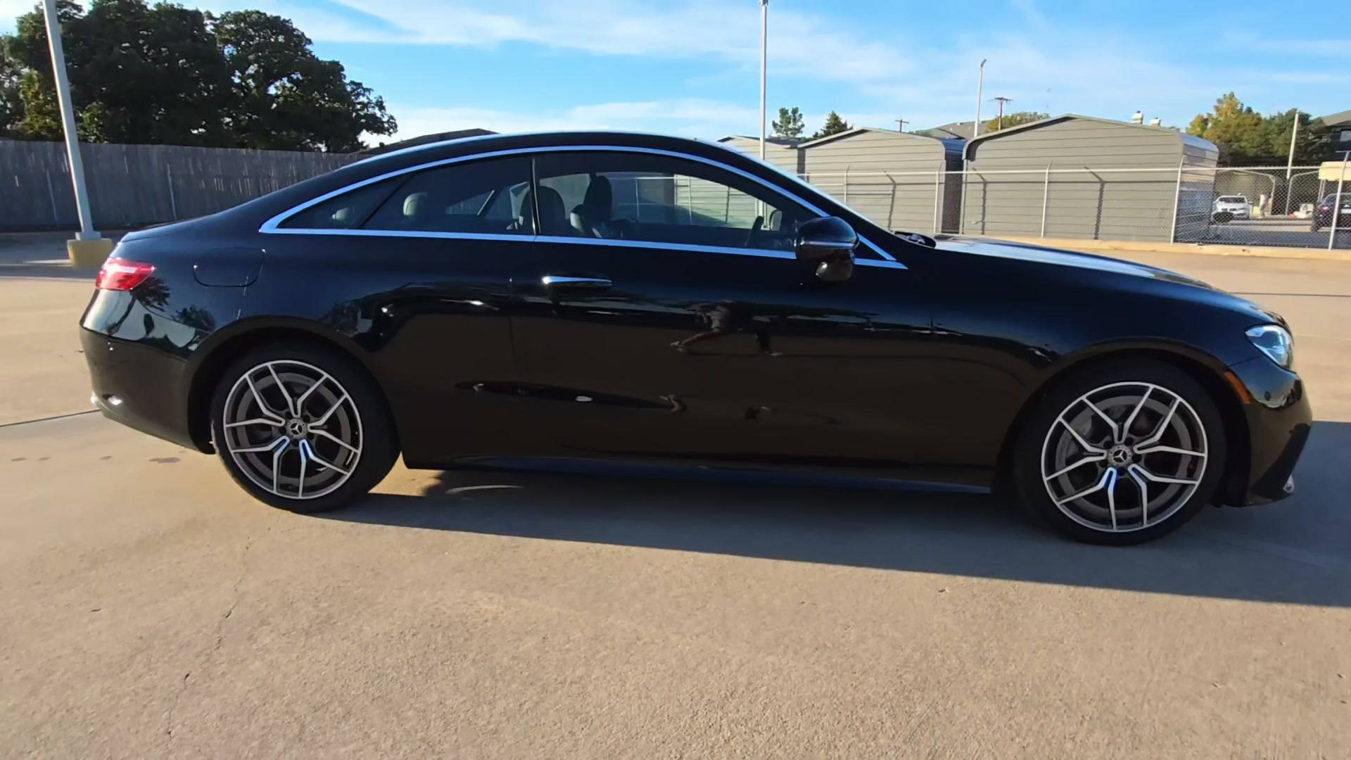 Mercedes-Benz E 450 4MATIC Coupe 2023 | Grand Car Mercedes-Benz E 450 4MATIC Coupe 2023 - доставка авто из США