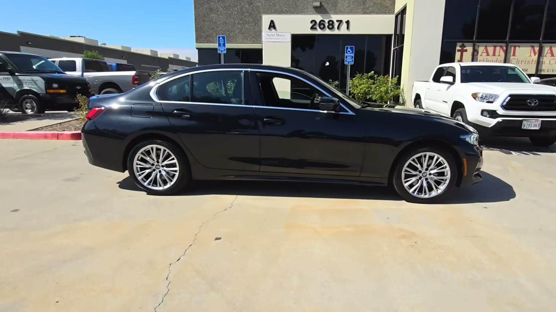BMW 3 Series Sedan 330i xDrive 2024 | Grand Car BMW 3 Series Sedan 330i xDrive 2024 - доставка авто из США