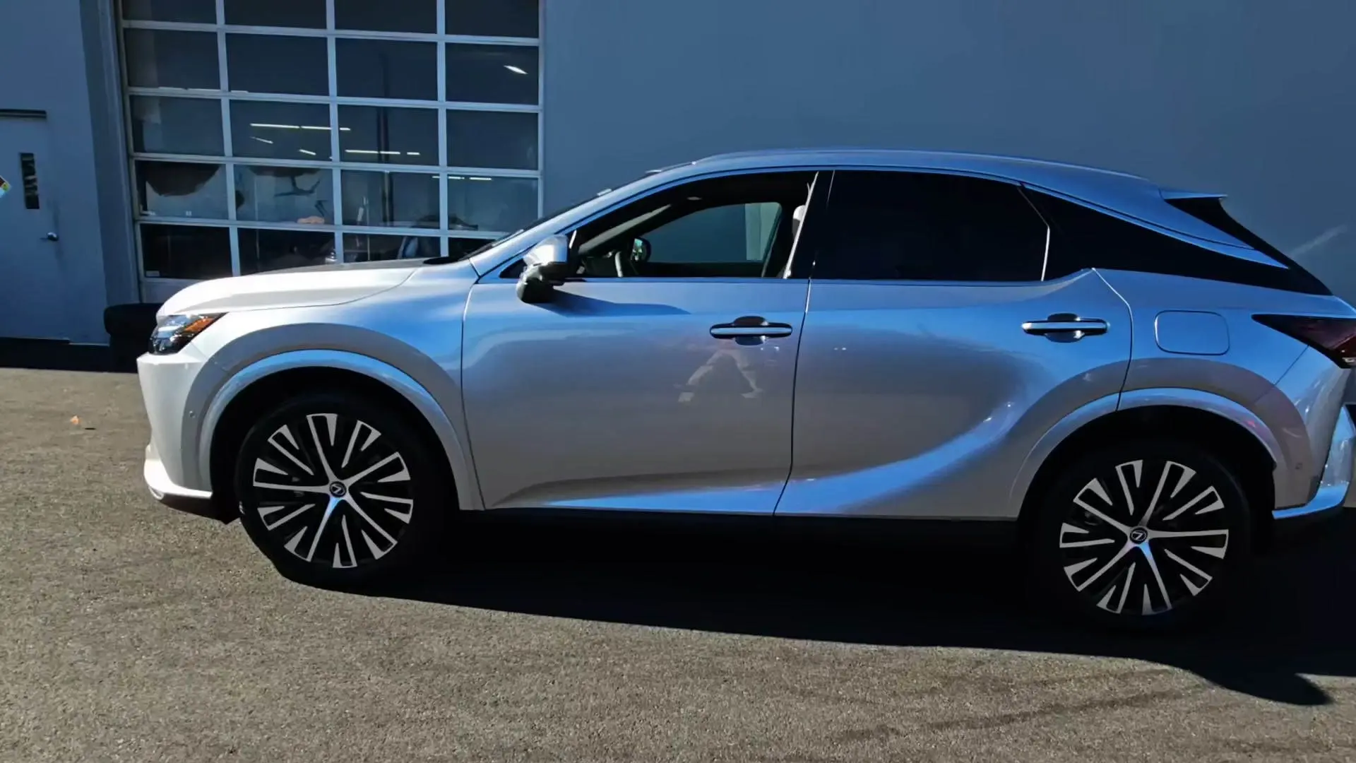 Lexus RX 350 Premium Plus 2024 | Grand Car Lexus RX 350 Premium Plus 2024 - доставка авто из США