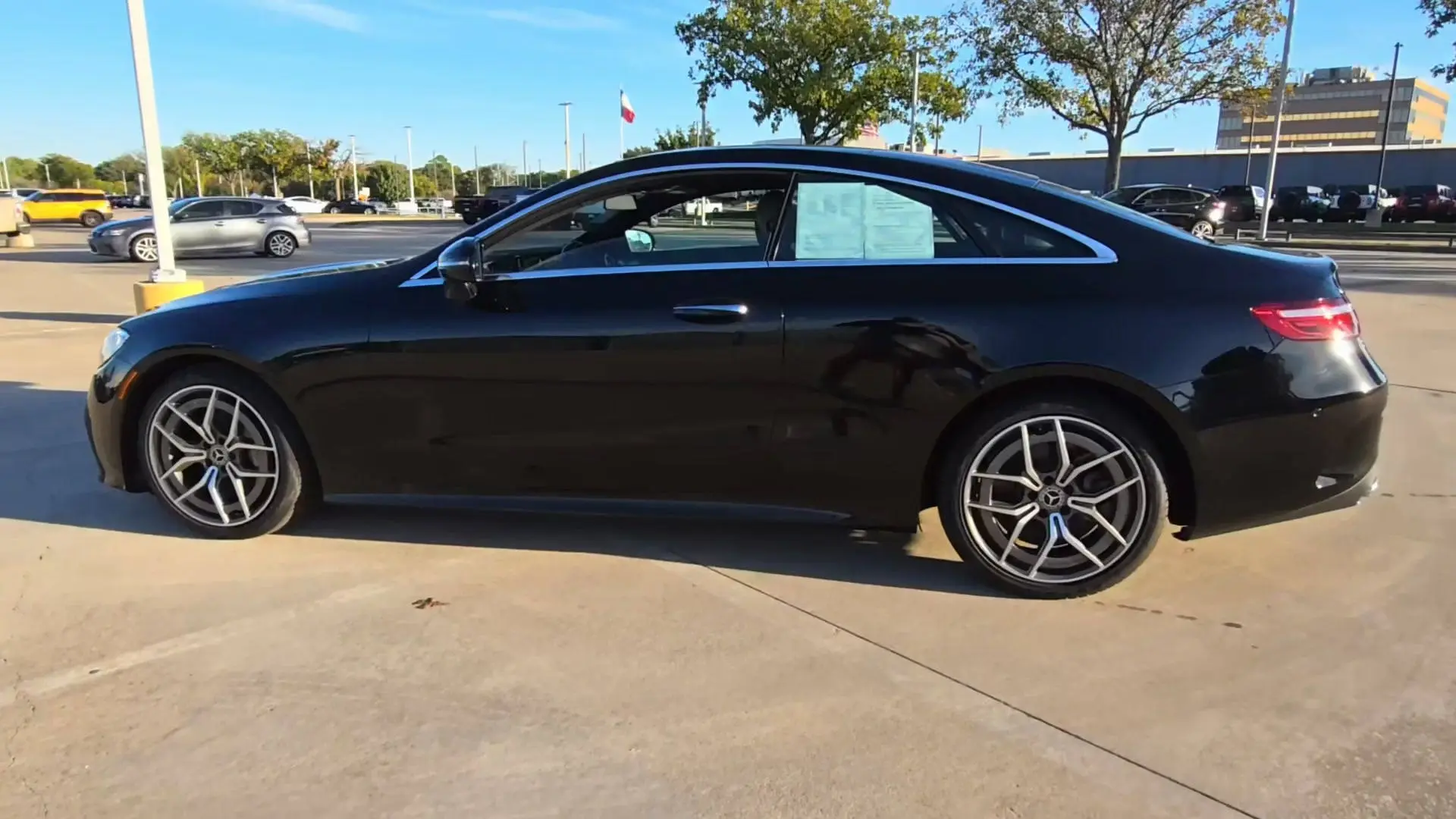 Mercedes-Benz E 450 4MATIC Coupe 2023 | Grand Car Mercedes-Benz E 450 4MATIC Coupe 2023 - доставка авто из США