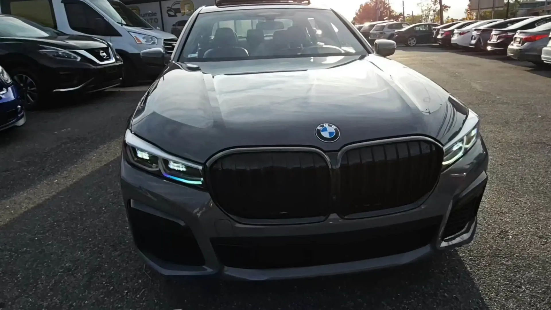 BMW 7 Series Sedan 750i xDrive M SPORT LINE 2022 - доставка авто из США