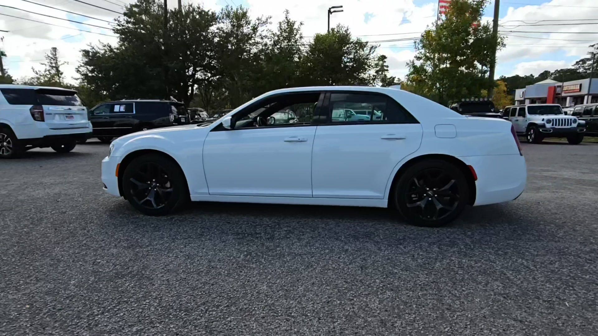Chrysler 300S 2022 | Grand Car Chrysler 300S 2022 - доставка авто из США