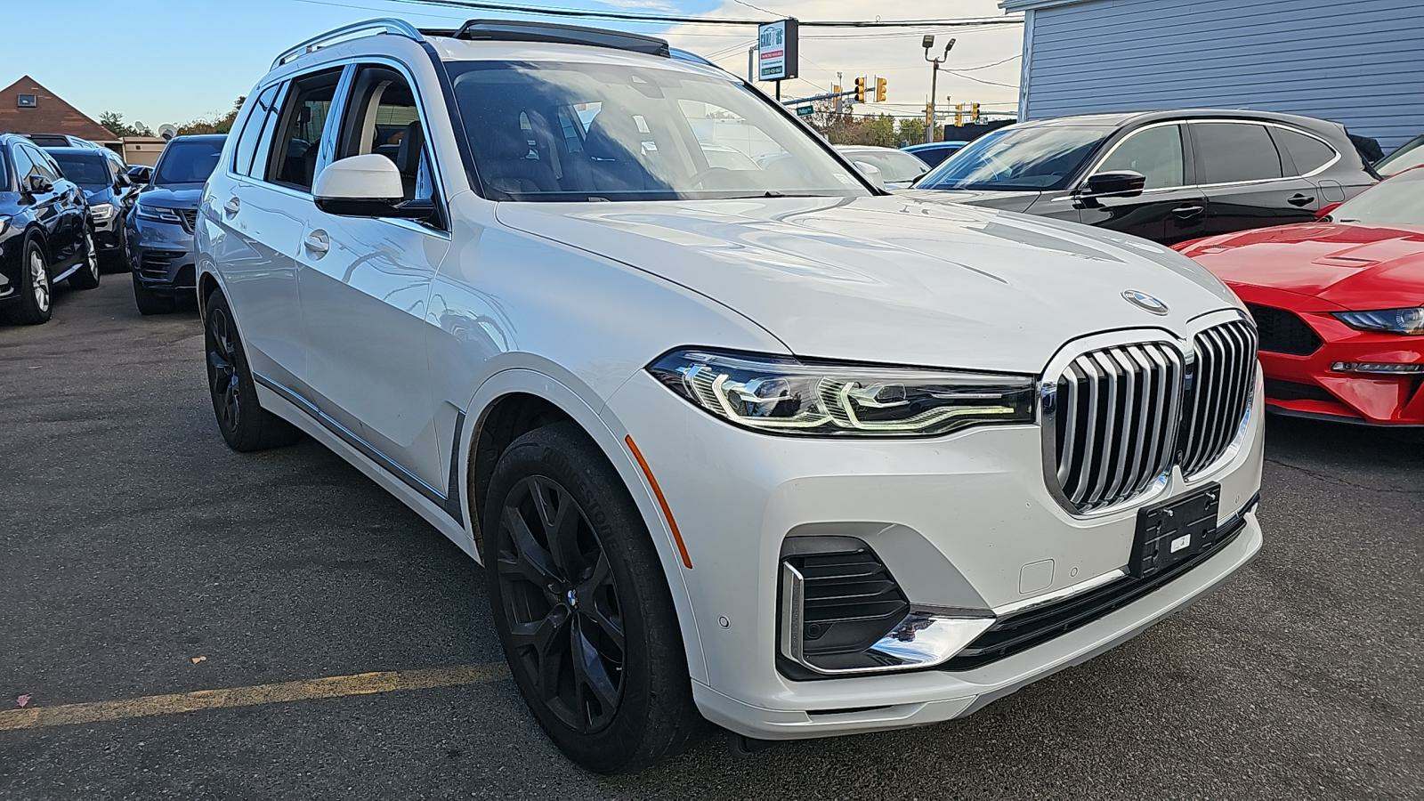 BMW X7 Sports Activity Vehicle xDrive40i 2022 | Grand Car BMW X7 Sports Activity Vehicle xDrive40i 2022 - доставка авто из США