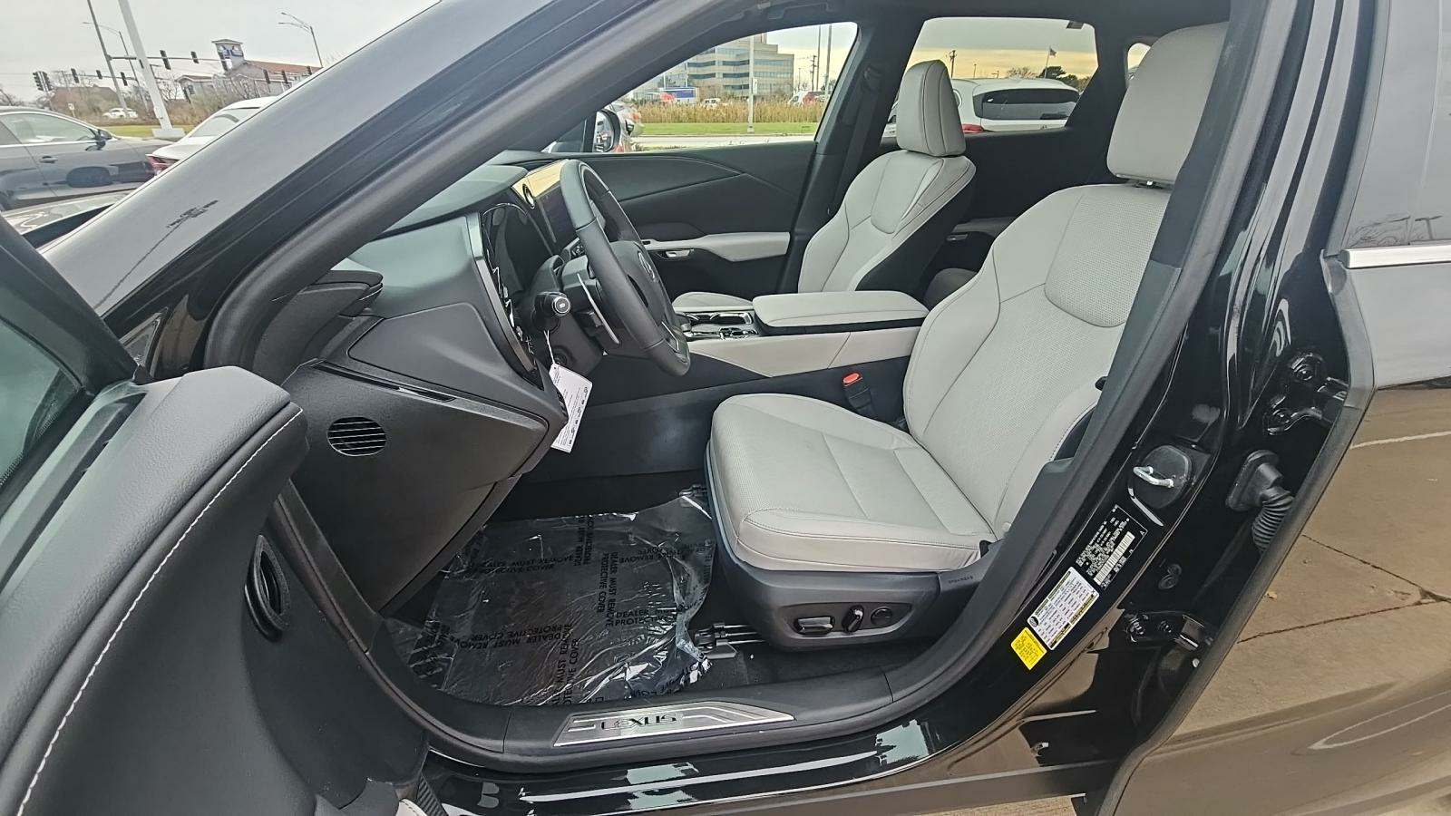 Lexus RX 350h Premium Plus 2023 | Grand Car Lexus RX 350h Premium Plus 2023 - доставка авто из США
