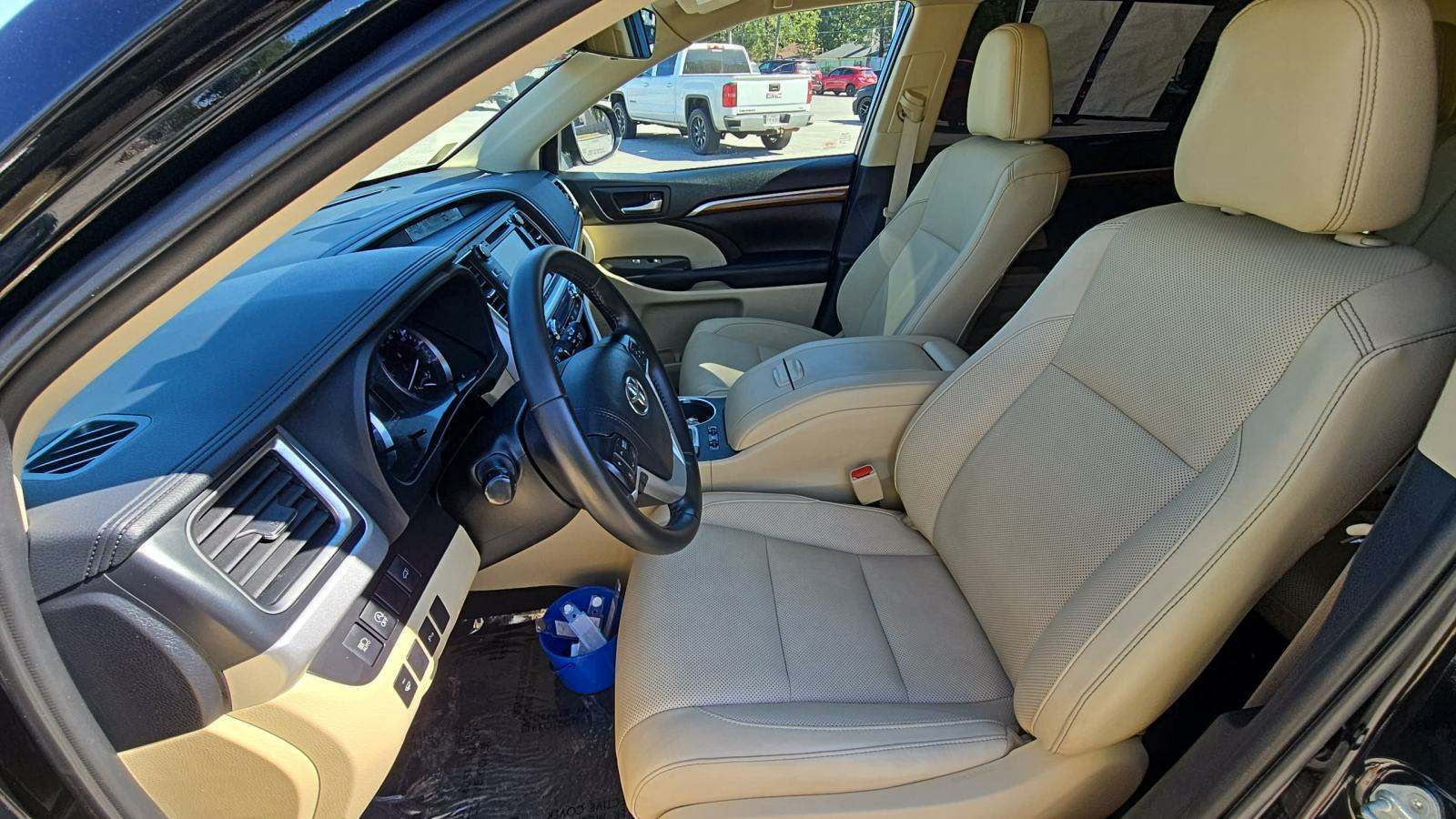 Toyota Highlander Limited 2019 | Grand Car Toyota Highlander Limited 2019 - доставка авто из США