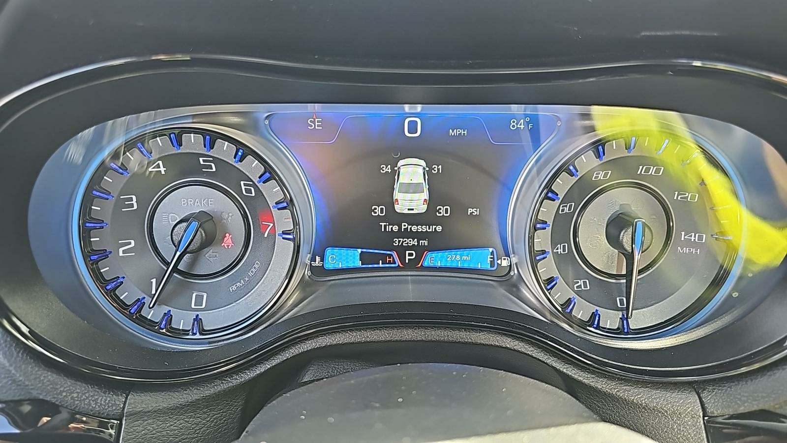 Chrysler 300S 2022 | Grand Car Chrysler 300S 2022 - доставка авто из США