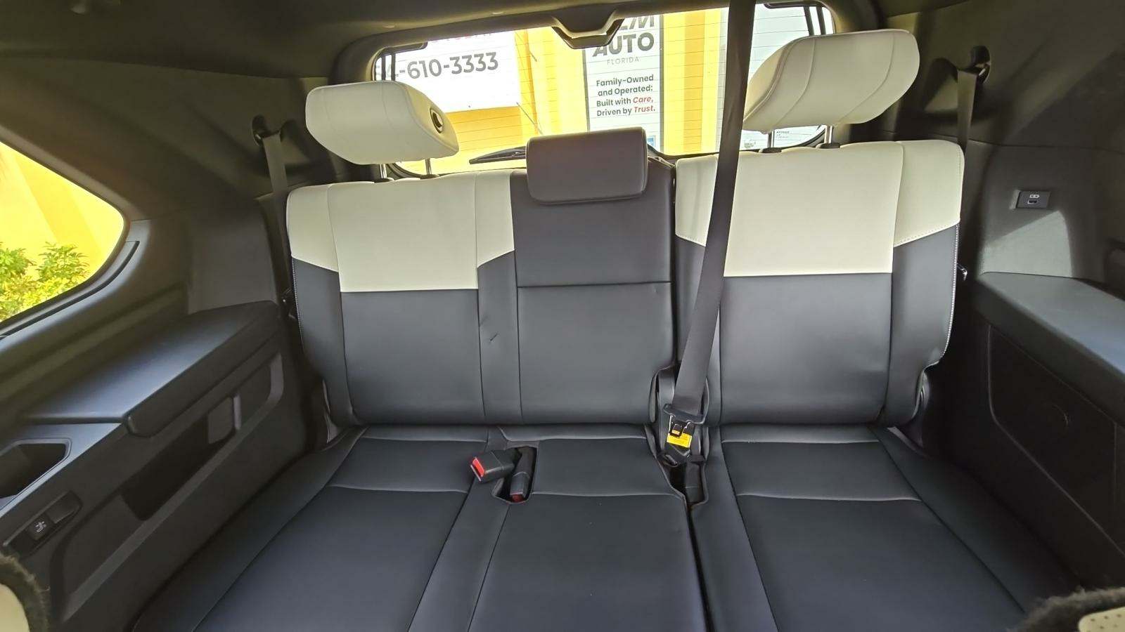 Toyota Sequoia Capstone 2024 | Grand Car Toyota Sequoia Capstone 2024 - доставка авто из США