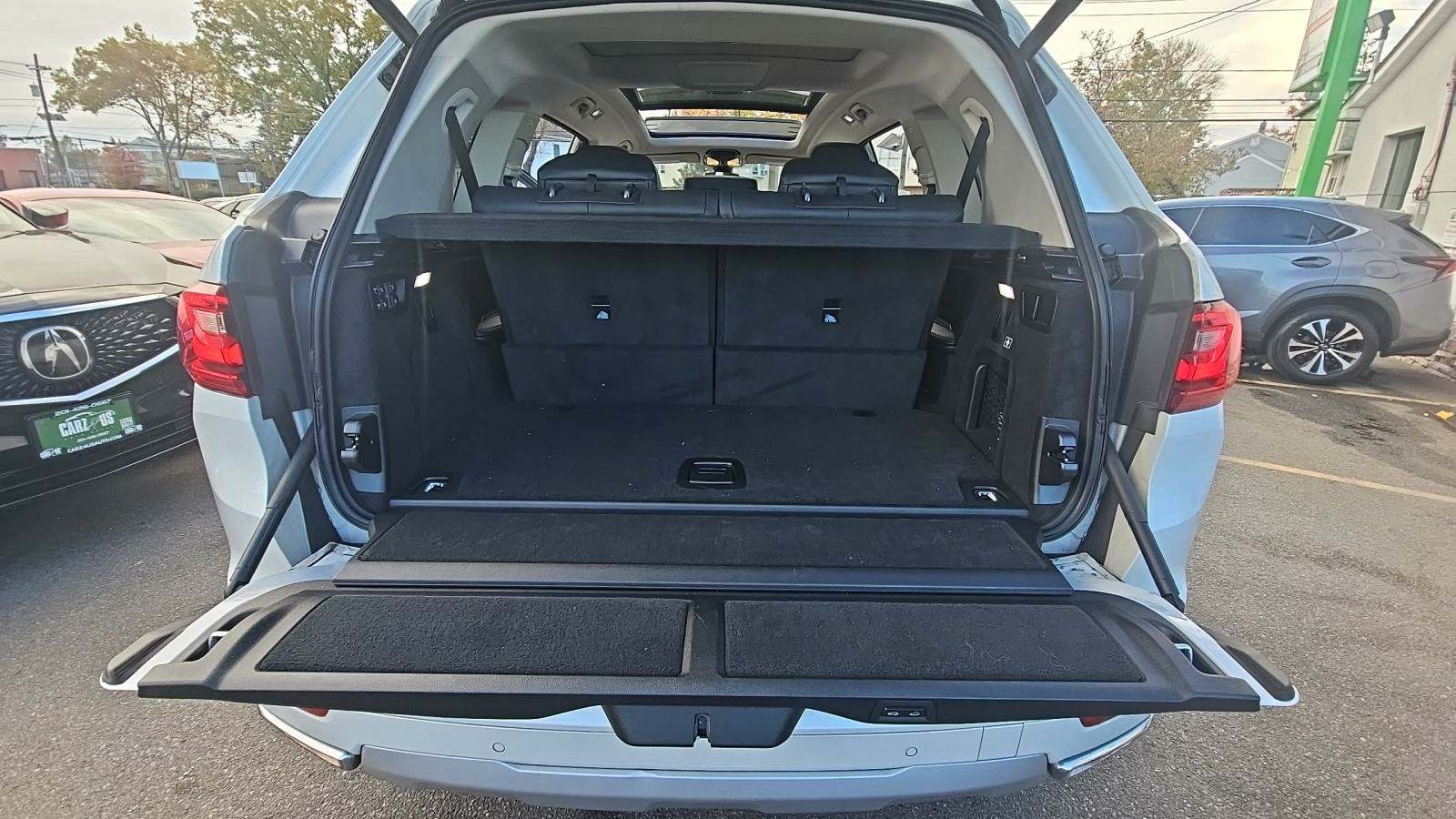 BMW X7 Sports Activity Vehicle xDrive40i 2022 | Grand Car BMW X7 Sports Activity Vehicle xDrive40i 2022 - доставка авто из США
