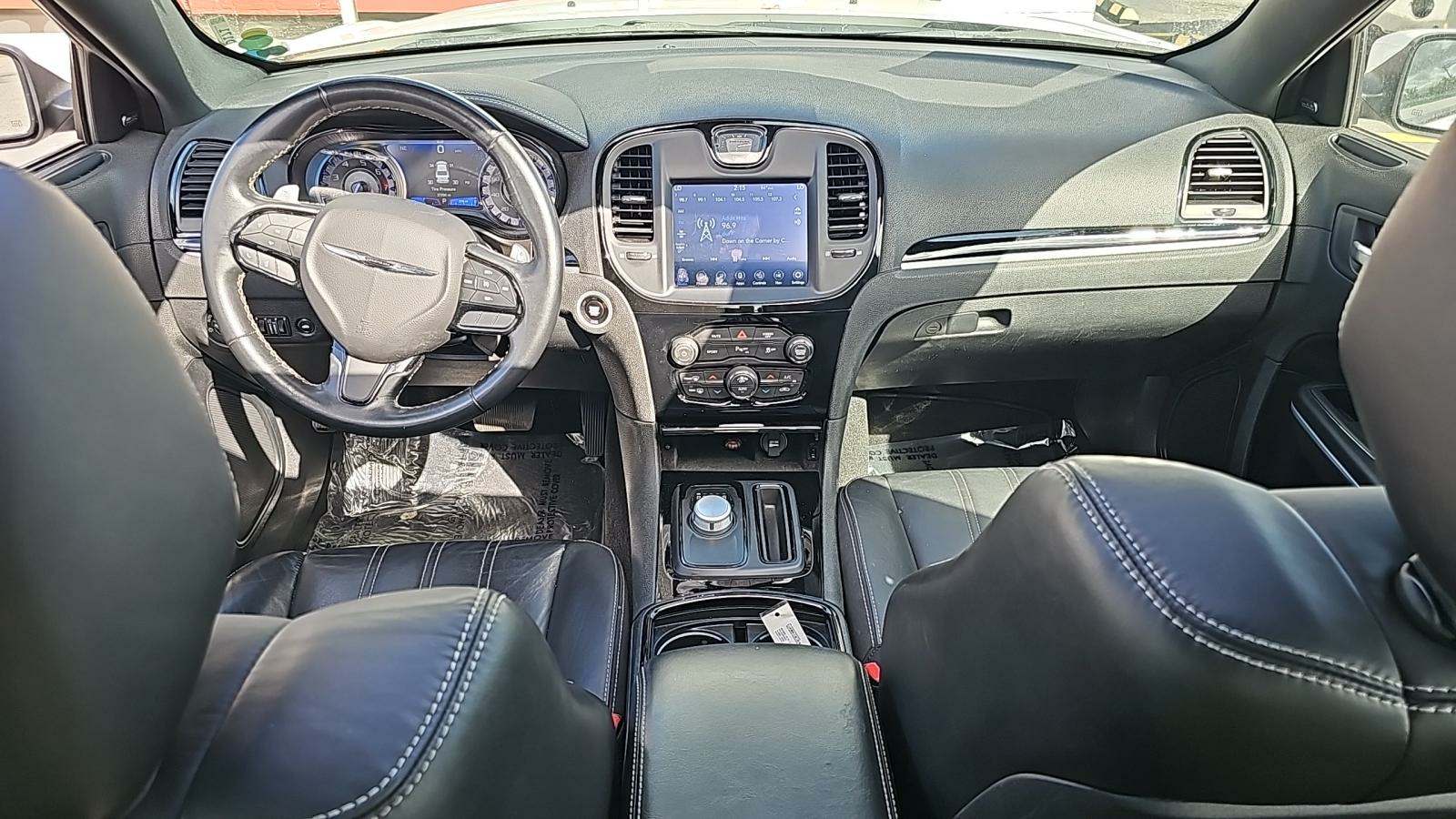 Chrysler 300S 2022 | Grand Car Chrysler 300S 2022 - доставка авто из США