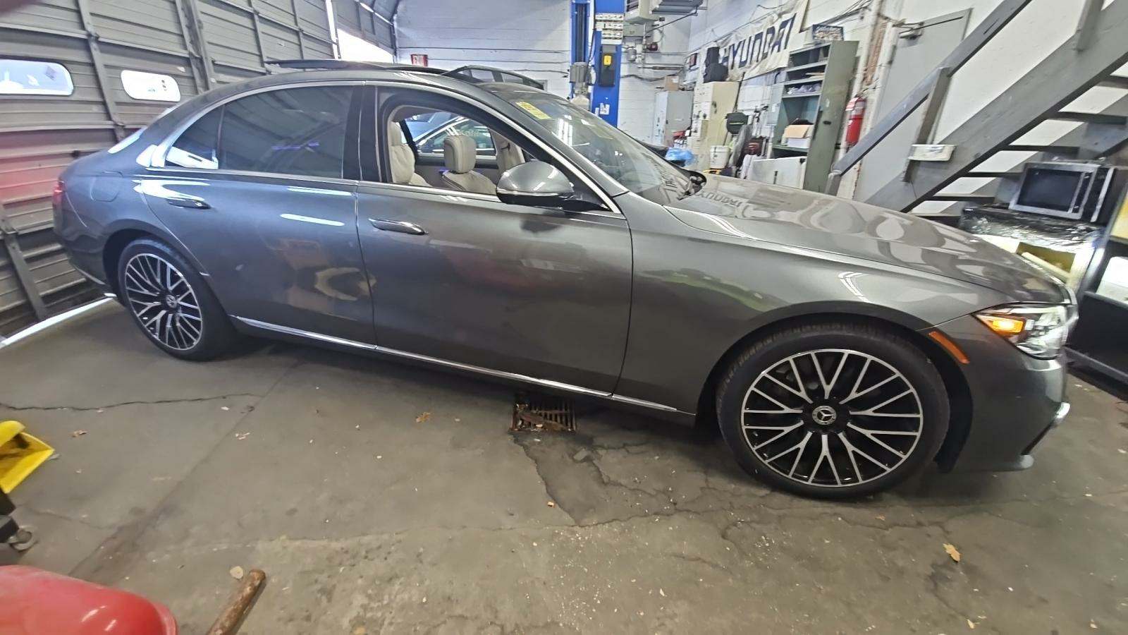 Mercedes-Benz S 500 4MATIC 2022 - доставка авто из США