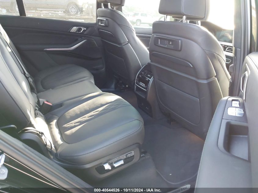 BMW X7 XDRIVE40I 2022 | Grand Car BMW X7 XDRIVE40I 2022 - доставка авто из США
