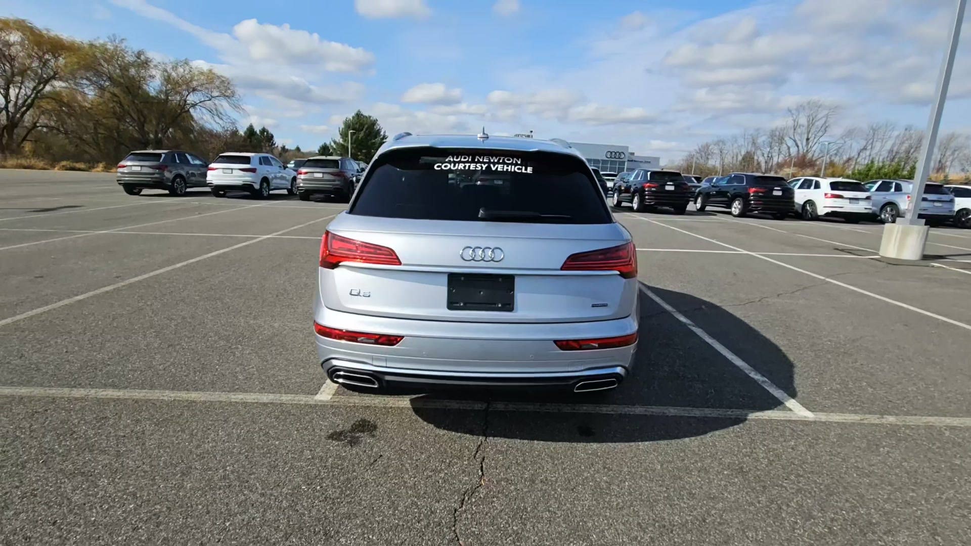 Audi Q5 S line Premium 45 TFSI 2024 | Grand Car Audi Q5 S line Premium 45 TFSI 2024 - доставка авто из США