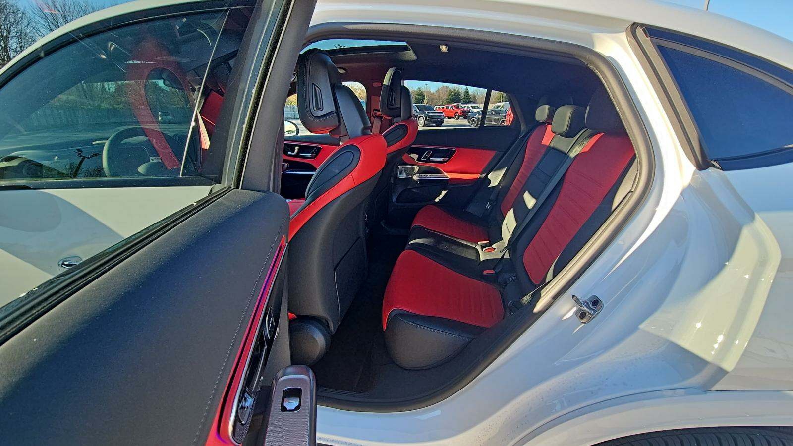 Mercedes-Benz GLC 300 4MATIC 2025 | Grand Car Mercedes-Benz GLC 300 4MATIC 2025 - доставка авто из США