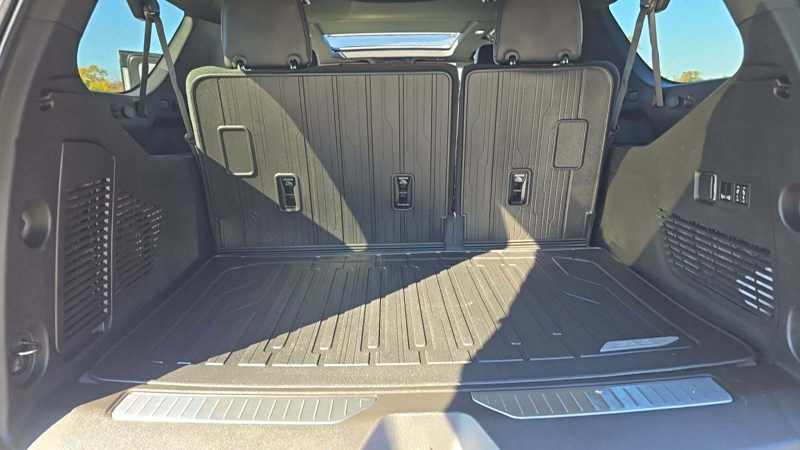GMC Yukon Denali XL Ultimate 5SB 2024 | Grand Car GMC Yukon Denali XL Ultimate 5SB 2024 - доставка авто из США