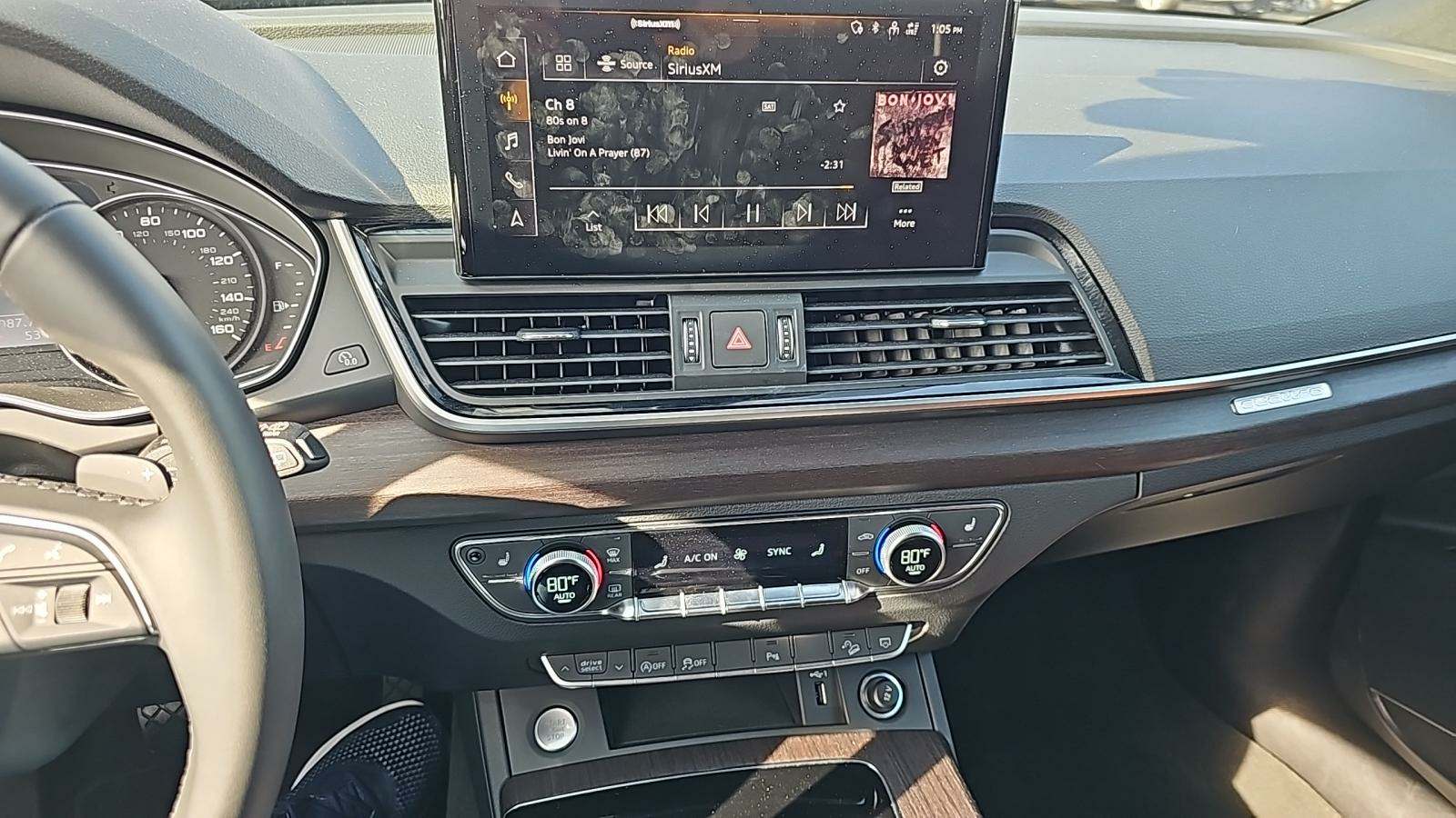 Audi Q5 S line Premium 45 TFSI 2024 | Grand Car Audi Q5 S line Premium 45 TFSI 2024 - доставка авто из США