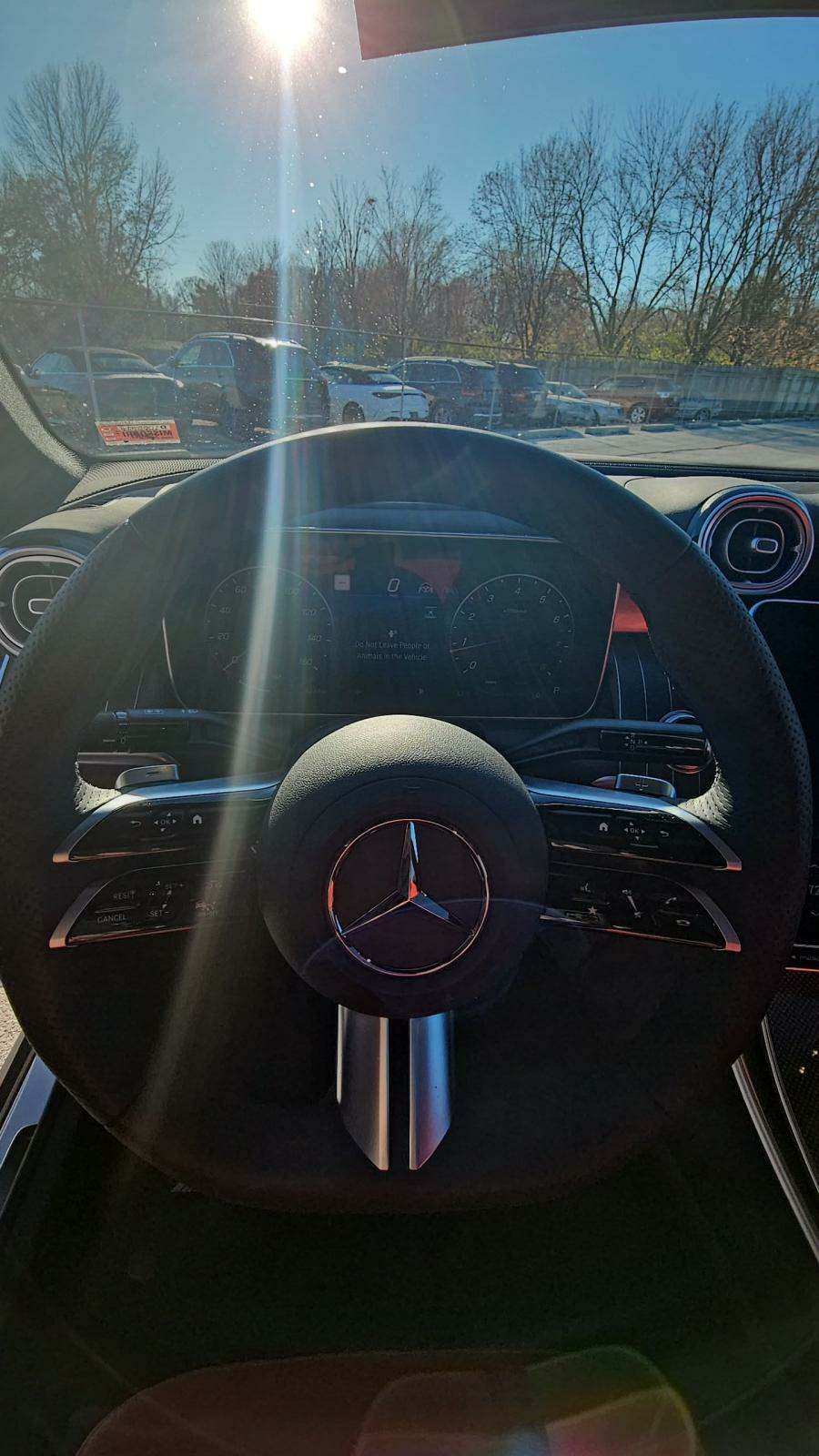 Mercedes-Benz GLC 300 4MATIC 2025 | Grand Car Mercedes-Benz GLC 300 4MATIC 2025 - доставка авто из США