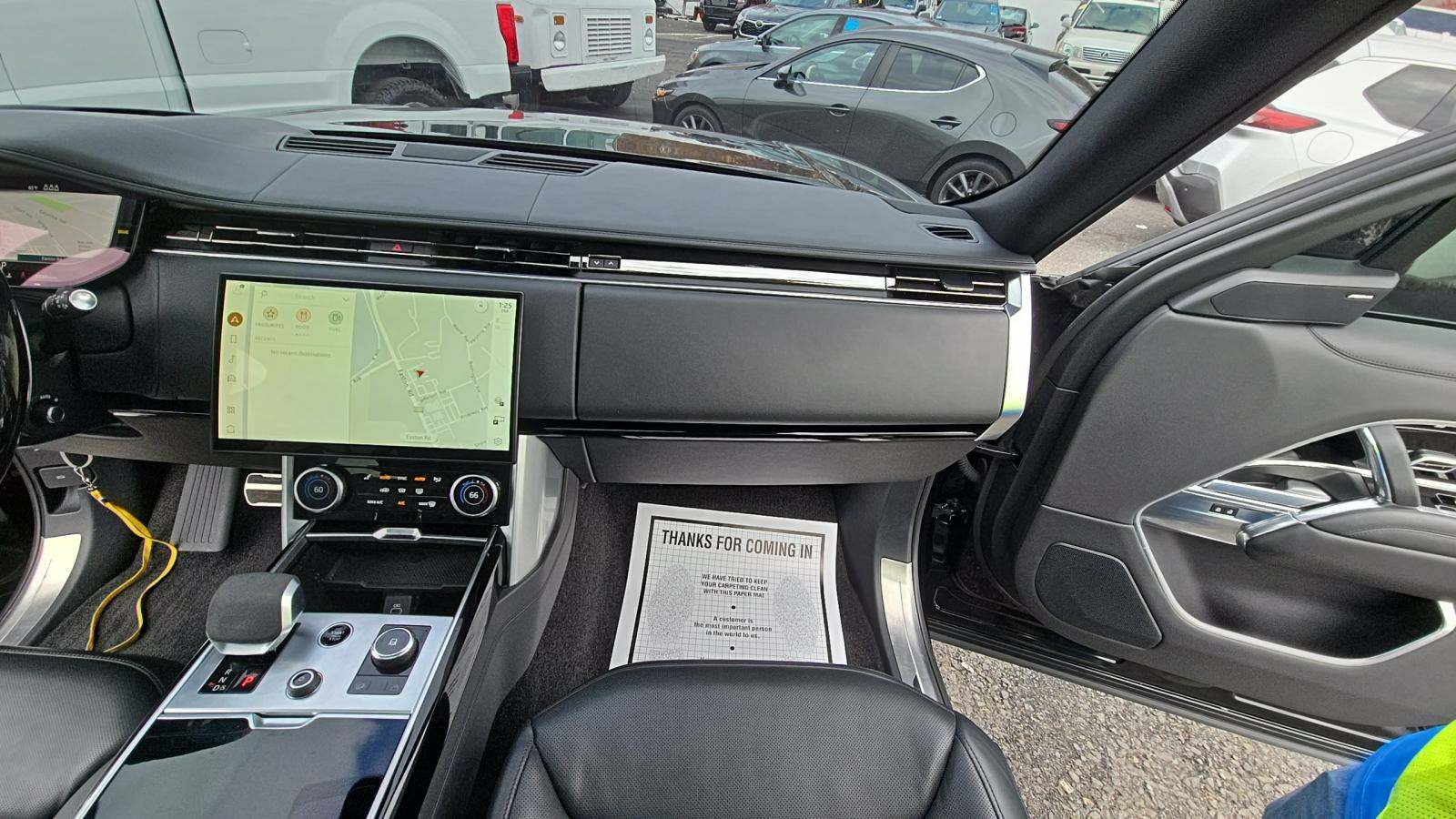 Land Rover Range Rover SE 2023 | Grand Car Land Rover Range Rover SE 2023 - доставка авто из США