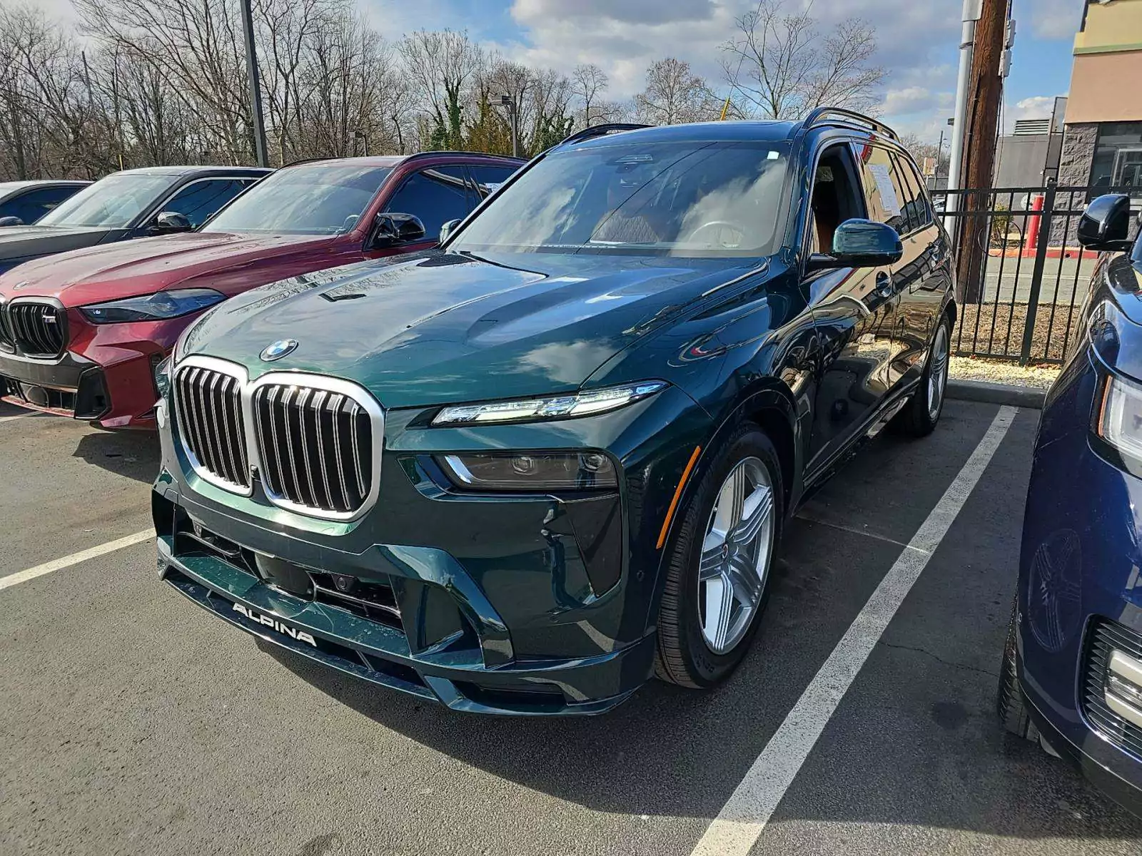 BMW X7 Sports Activity Vehicle ALPINA XB7 2024 - доставка авто из США