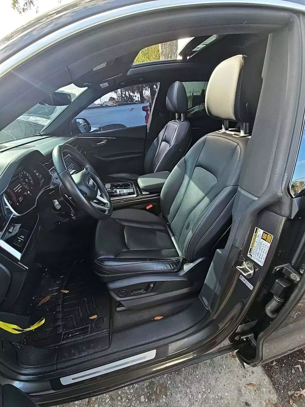 Audi Q8 Prestige 2019 | Grand Car Audi Q8 Prestige 2019 - доставка авто из США