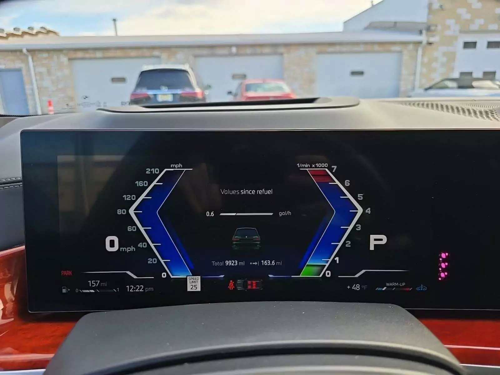 BMW X7 Sports Activity Vehicle ALPINA XB7 2024 | Grand Car BMW X7 Sports Activity Vehicle ALPINA XB7 2024 - доставка авто из США