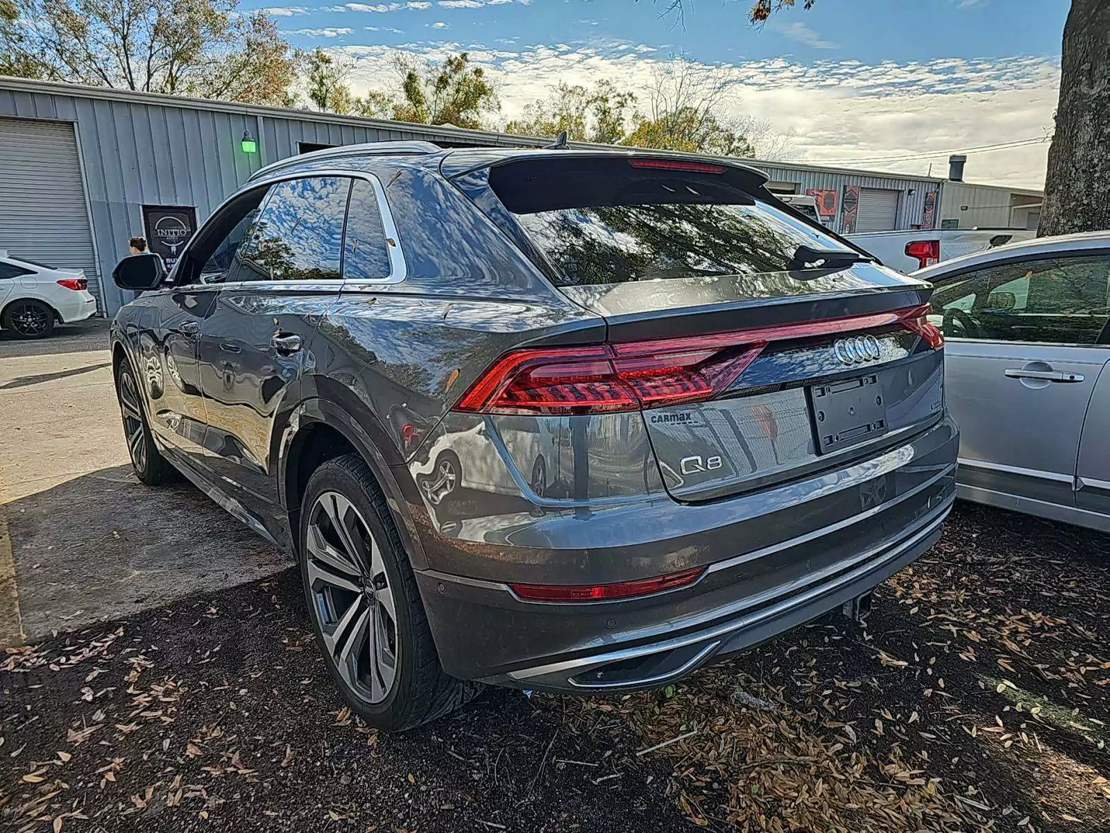Audi Q8 Prestige 2019 | Grand Car Audi Q8 Prestige 2019 - доставка авто из США