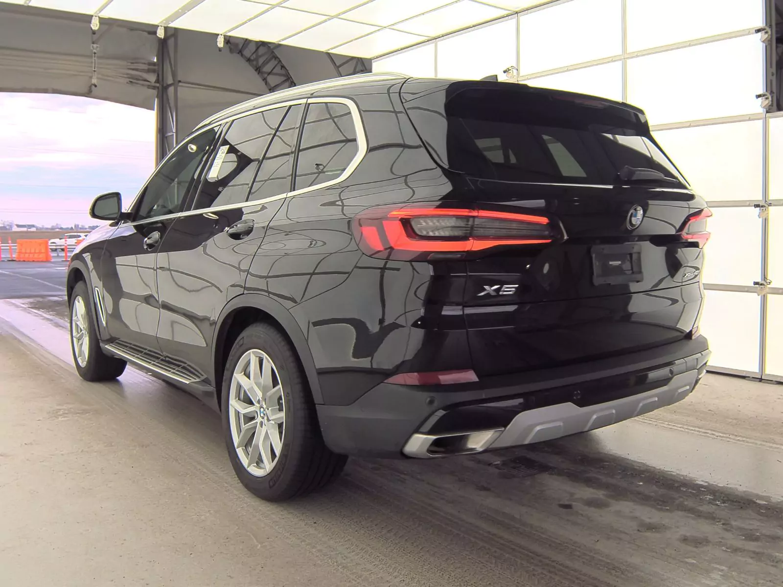BMW X5 Sports Activity Vehicle xDrive40i 2023 | Grand Car BMW X5 Sports Activity Vehicle xDrive40i 2023 - доставка авто из США