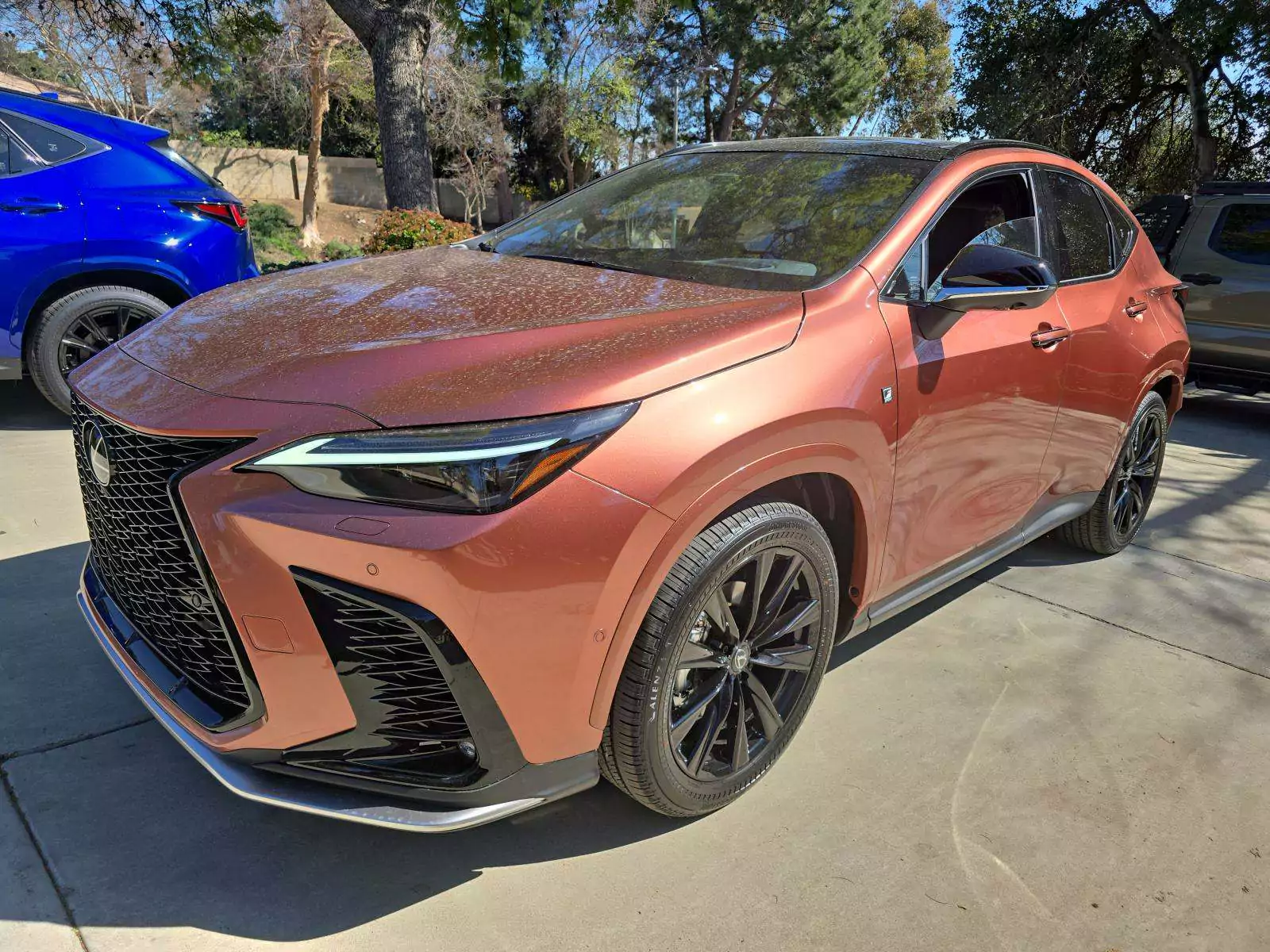 Lexus NX 450h+ F SPORT Handling 2025 - доставка авто из США