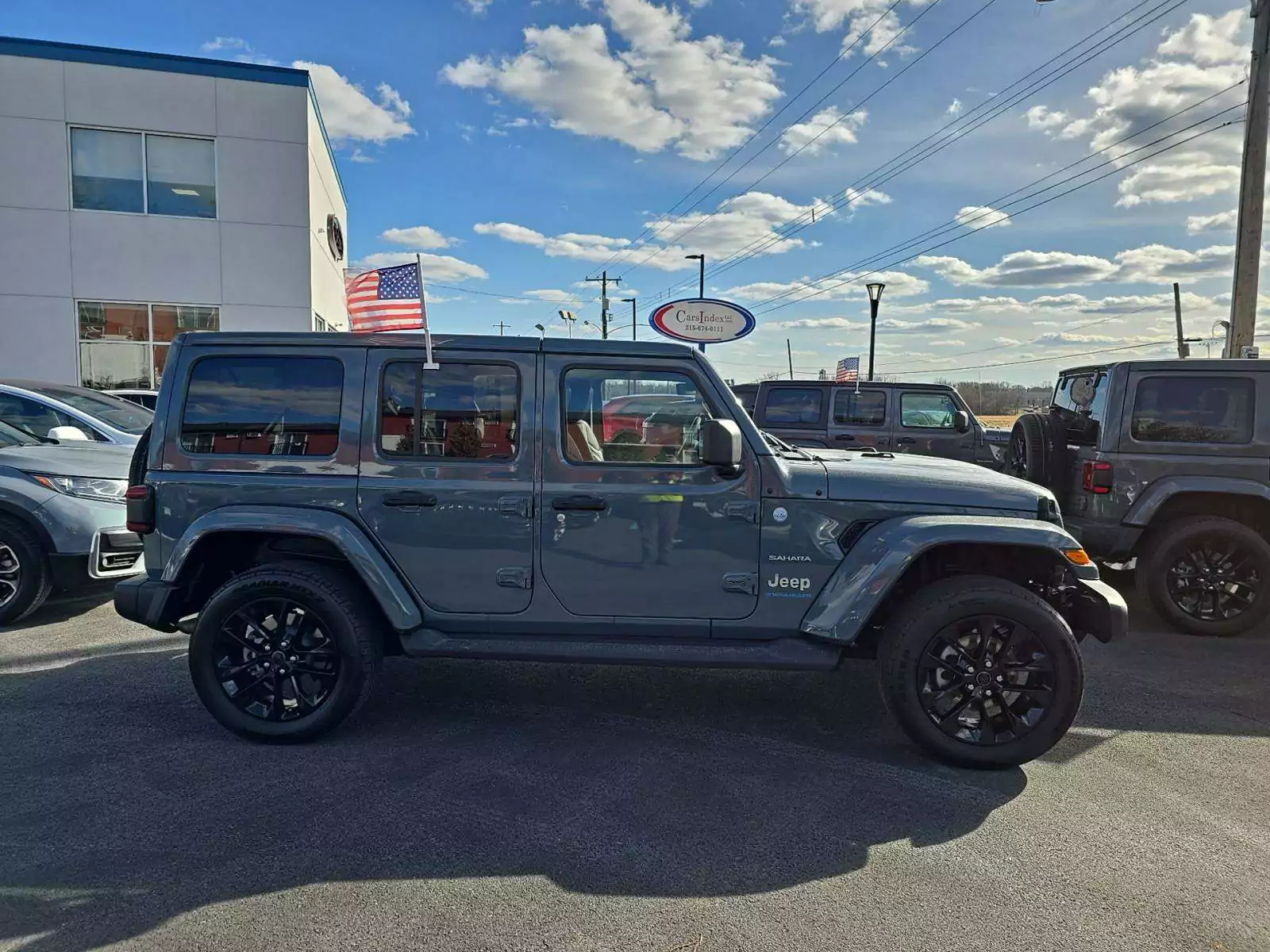 Jeep Wrangler 4xe 4 Door Sahara 2024 | Grand Car Jeep Wrangler 4xe 4 Door Sahara 2024 - доставка авто из США