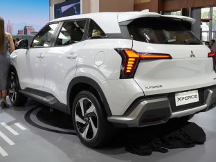 Автомобиль Mitsubishi презентовала новую гибридную систему на компактном кроссовере | Grand Car