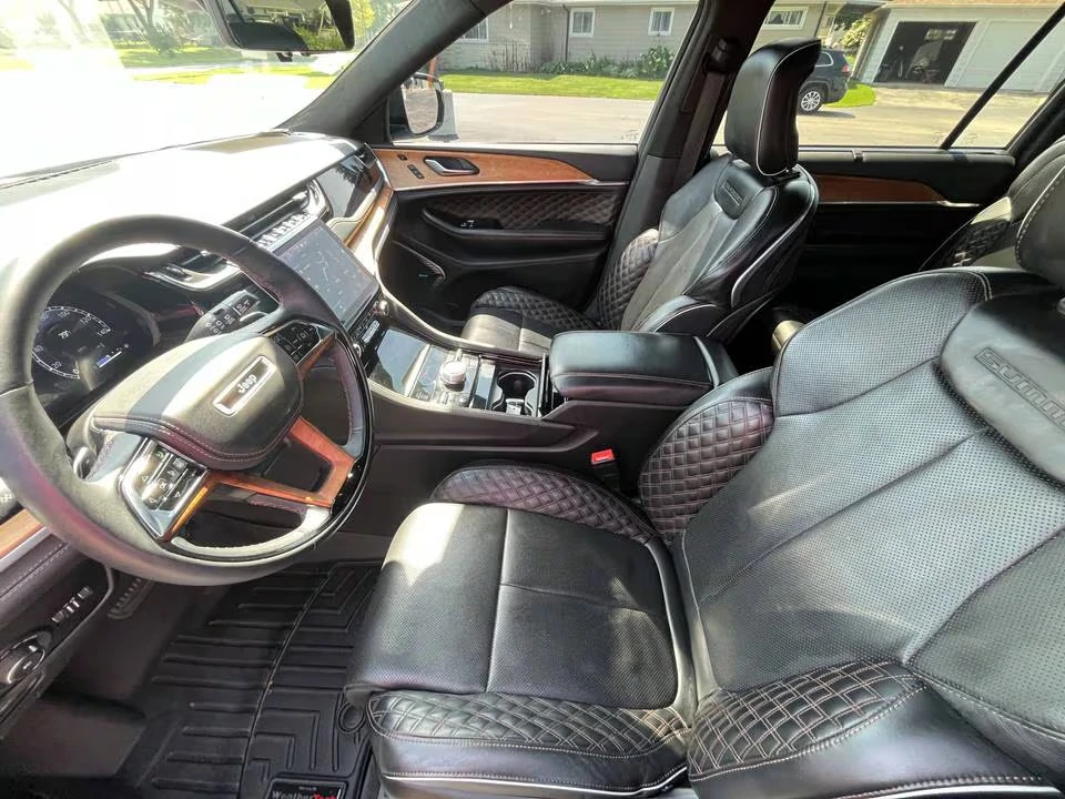 Jeep Grand Cherokee L Summit Reserve 2022 | Grand Car Jeep Grand Cherokee L Summit Reserve 2022 - доставка авто из США