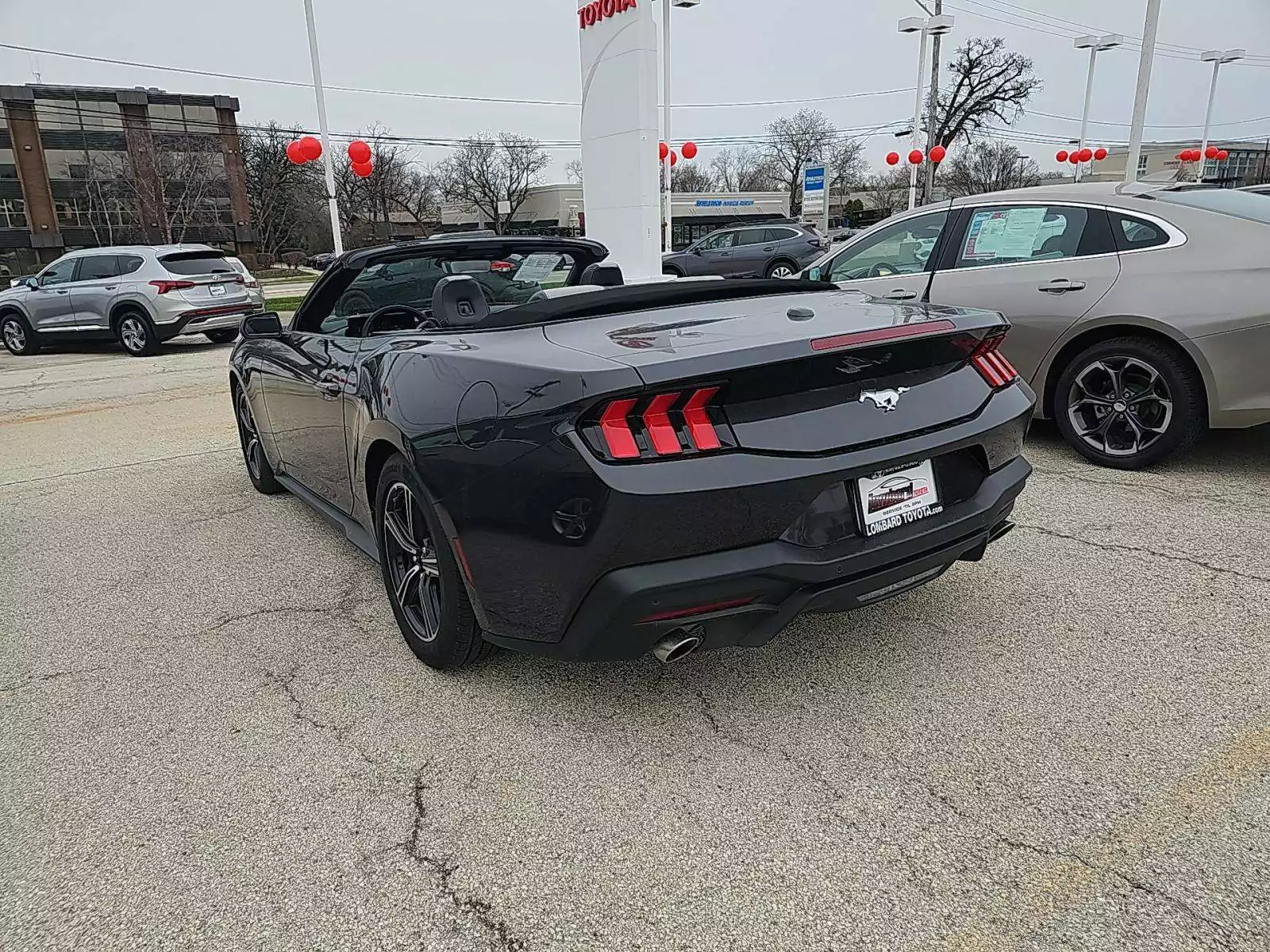 Ford Mustang EcoBoost Convertible 2024 | Grand Car Ford Mustang EcoBoost Convertible 2024 - доставка авто из США