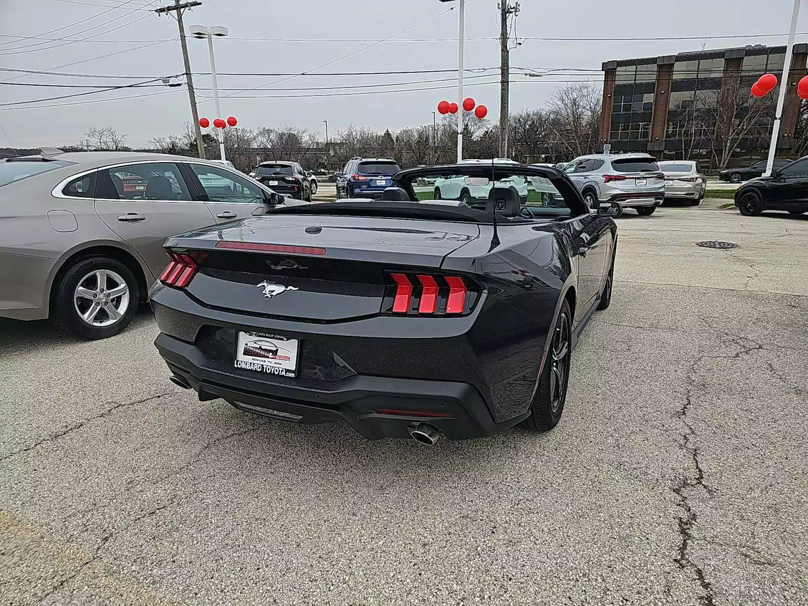 Ford Mustang EcoBoost Convertible 2024 | Grand Car Ford Mustang EcoBoost Convertible 2024 - доставка авто из США