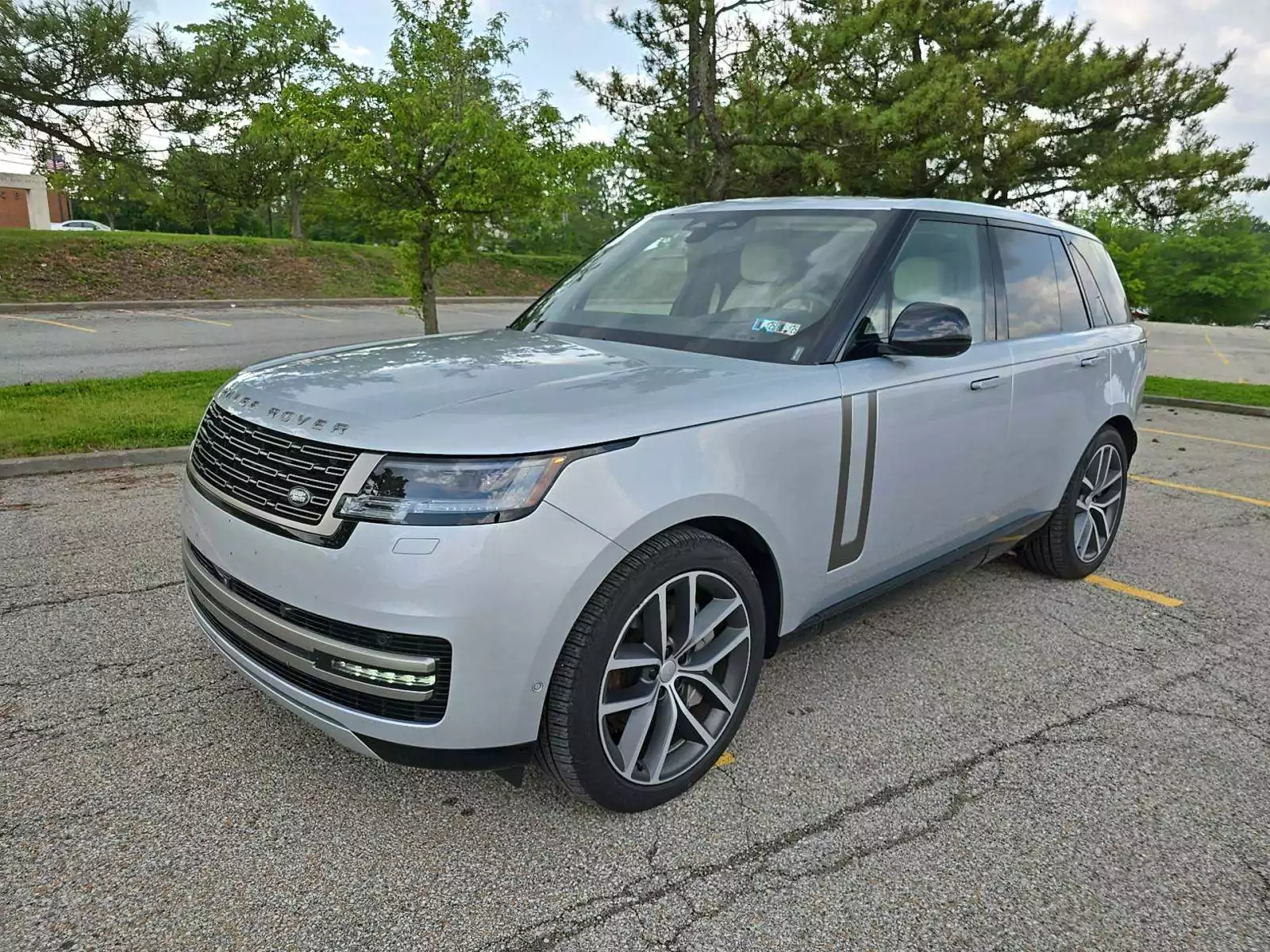 Land Rover Range Rover SE 2025 - доставка авто из США