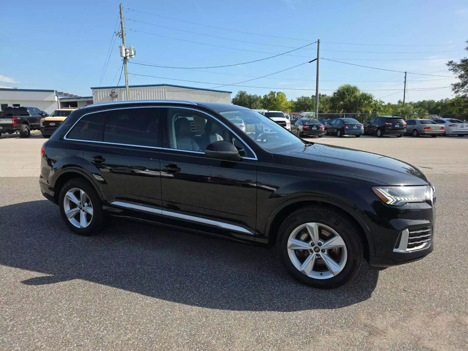 Audi Q7 Premium Plus 45 TFSI 2024 | Grand Car Audi Q7 Premium Plus 45 TFSI 2024 - доставка авто из США