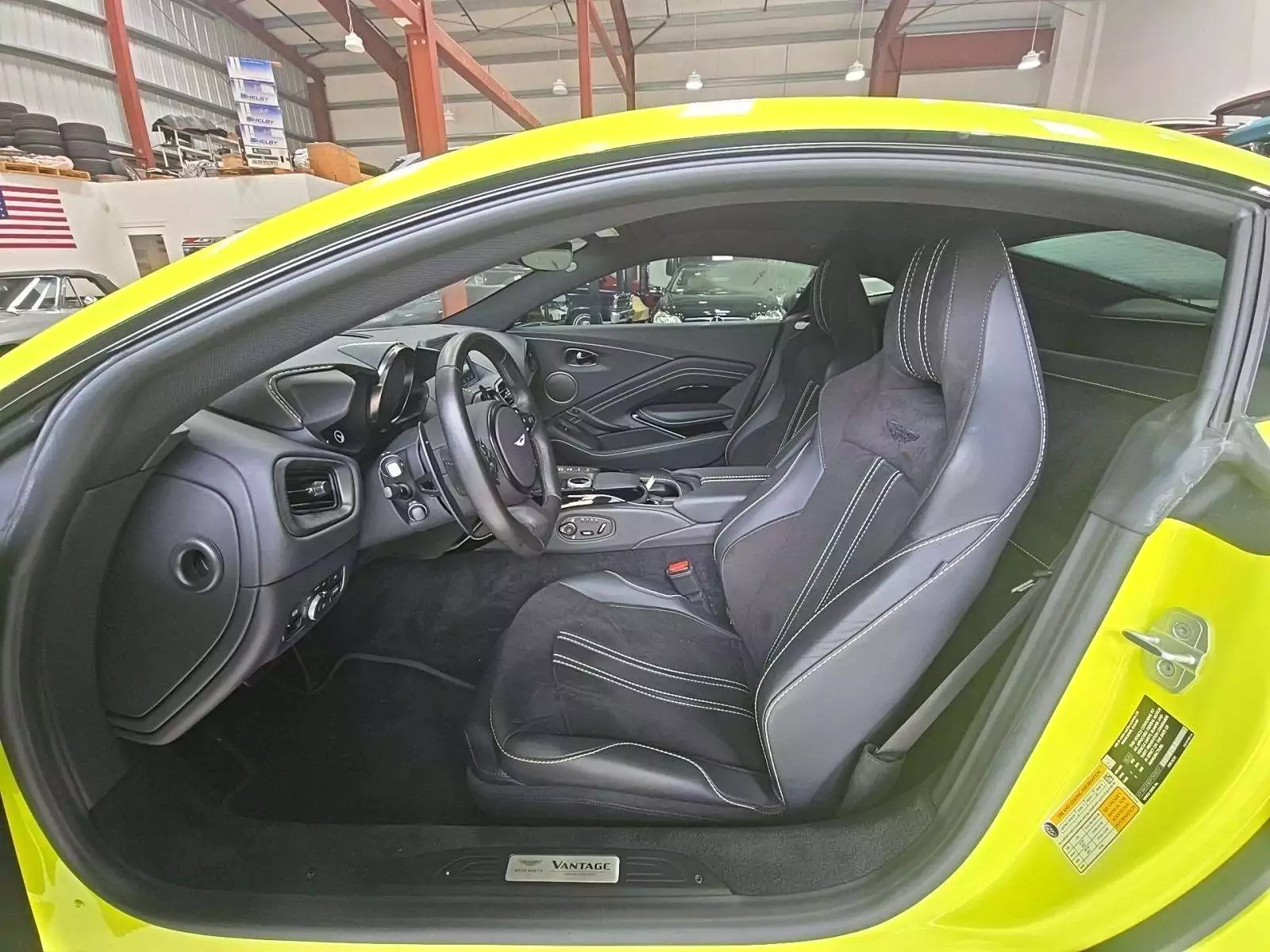 Aston Martin Vantage Coupe 2023 | Grand Car Aston Martin Vantage Coupe 2023 - доставка авто из США
