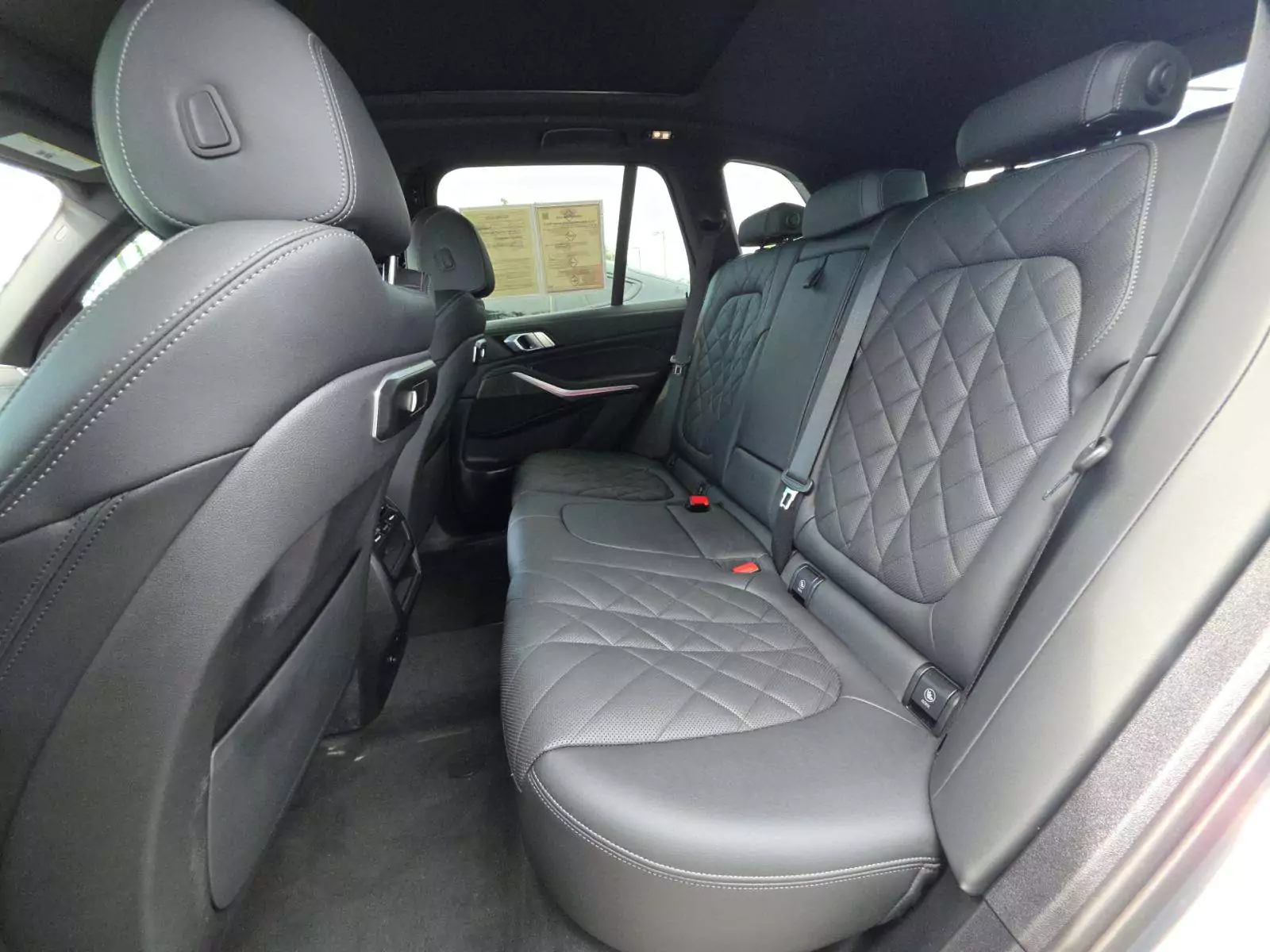 BMW X5 xDrive40i 2025 | Grand Car BMW X5 xDrive40i 2025 - доставка авто из США