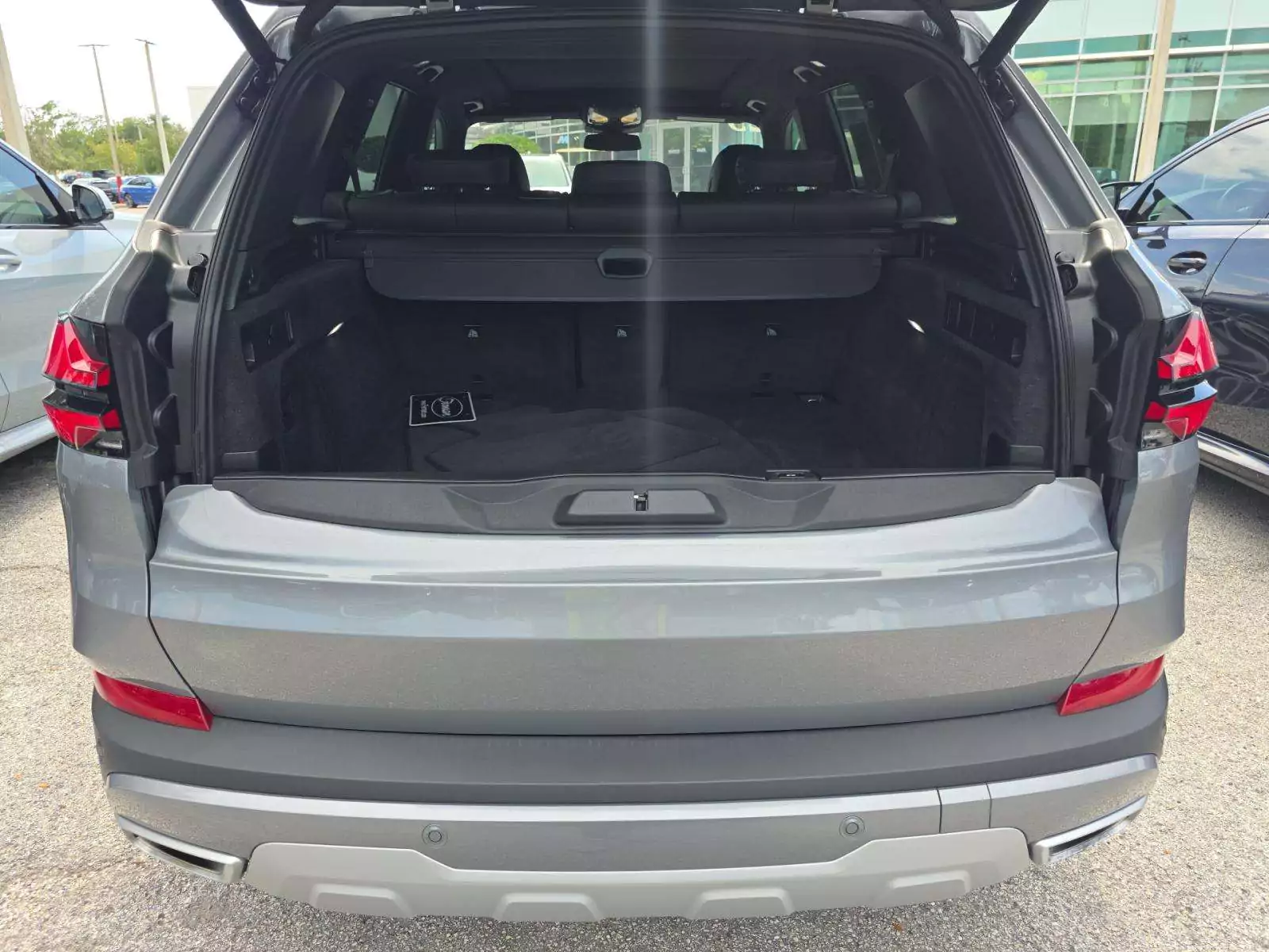 BMW X5 xDrive40i 2025 | Grand Car BMW X5 xDrive40i 2025 - доставка авто из США